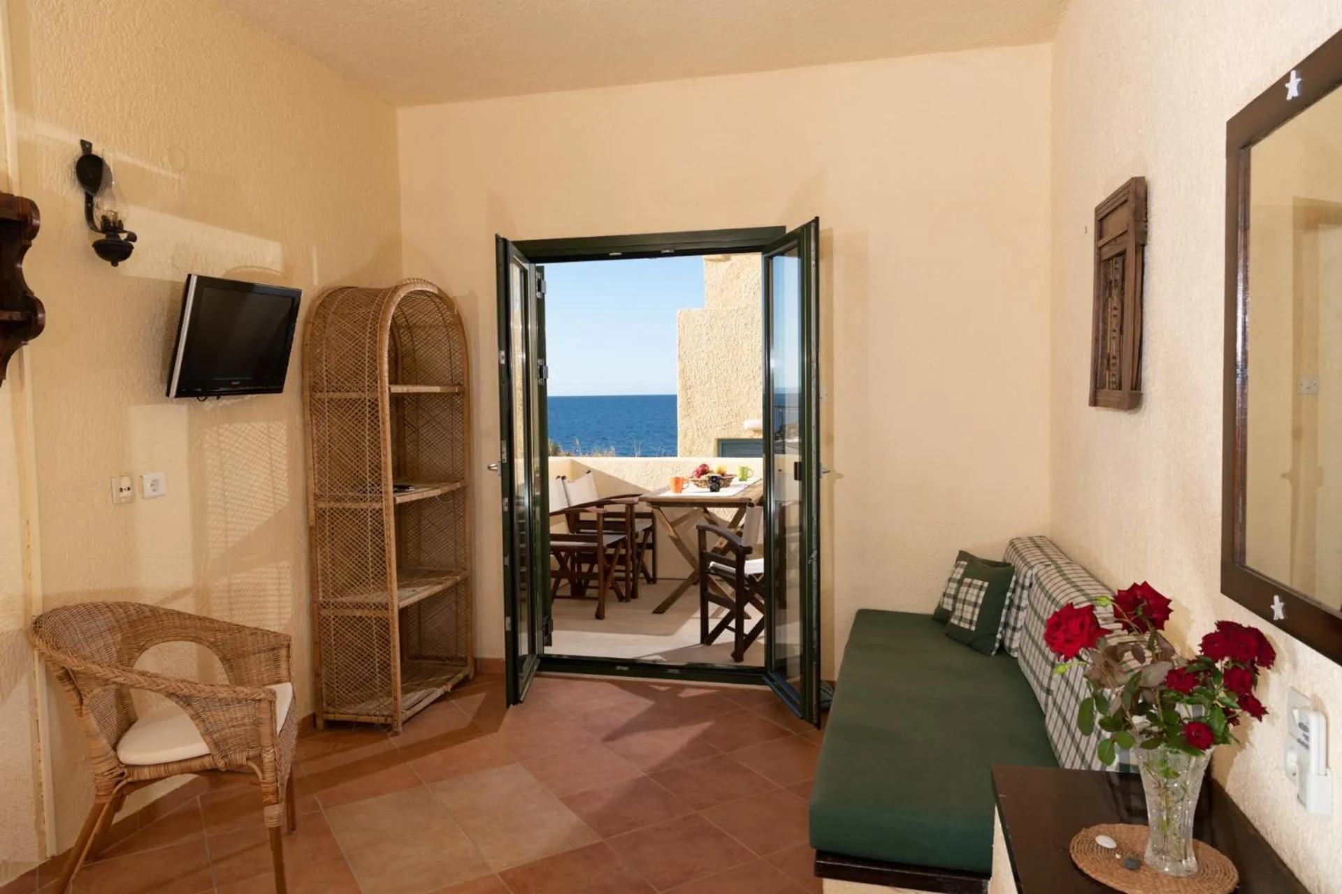 TV and multimedia in Porto Sisi Hotel Apartments