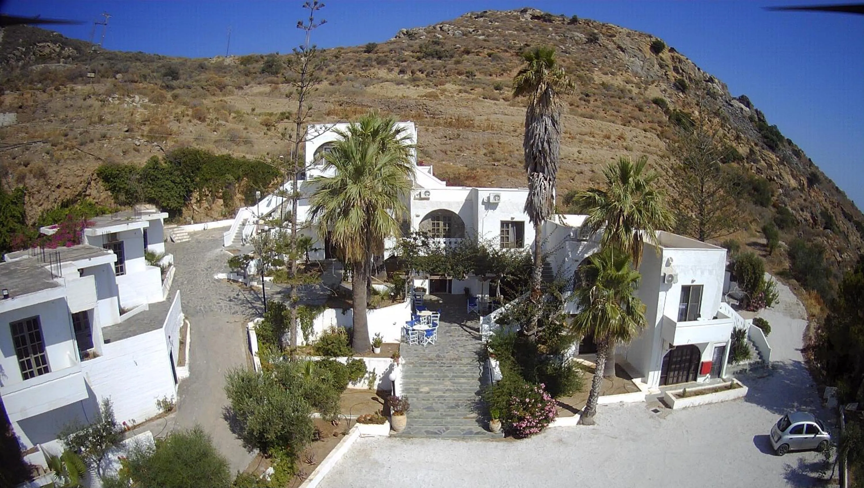 Property building in Delfini Apartments