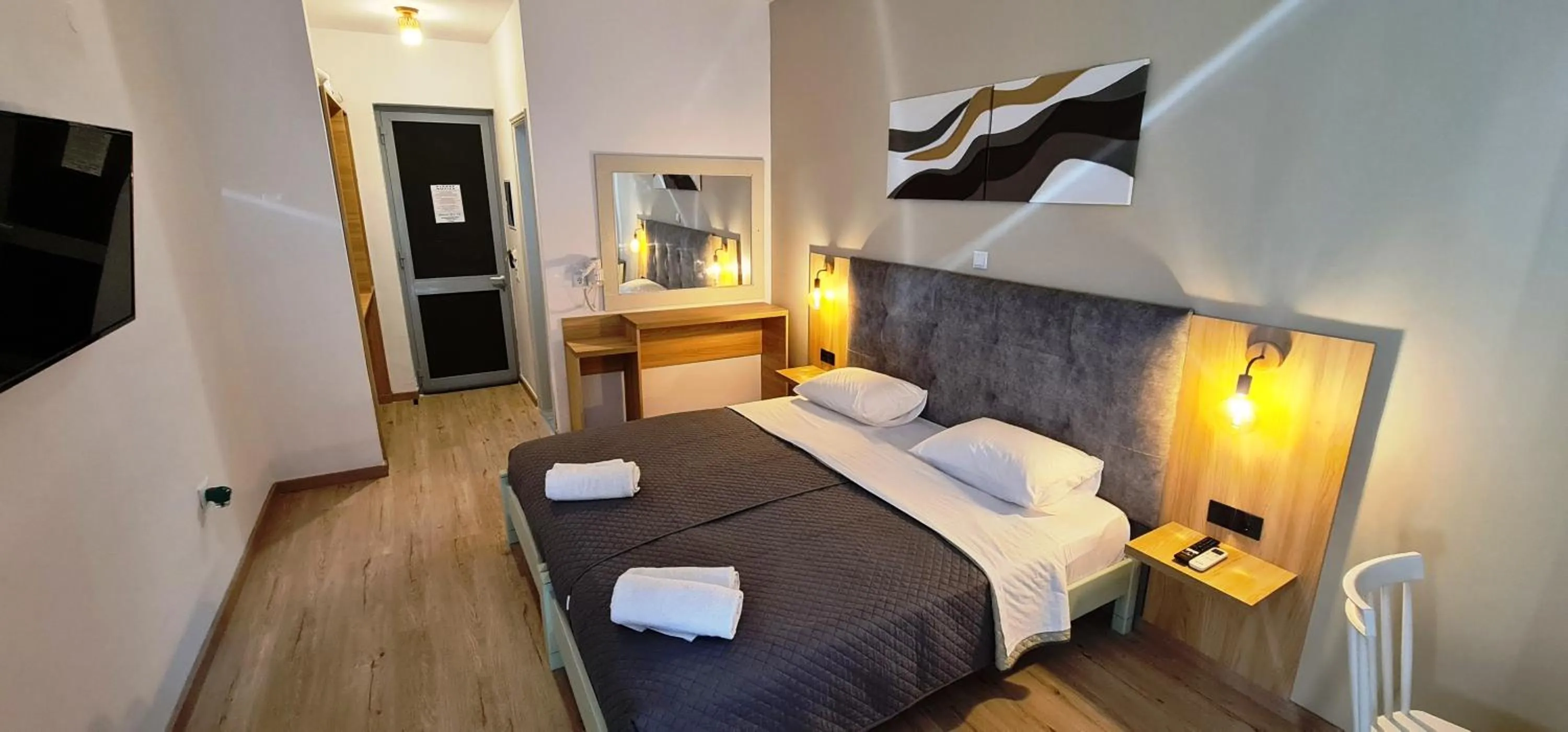 Bed in JP Pool & Apartments