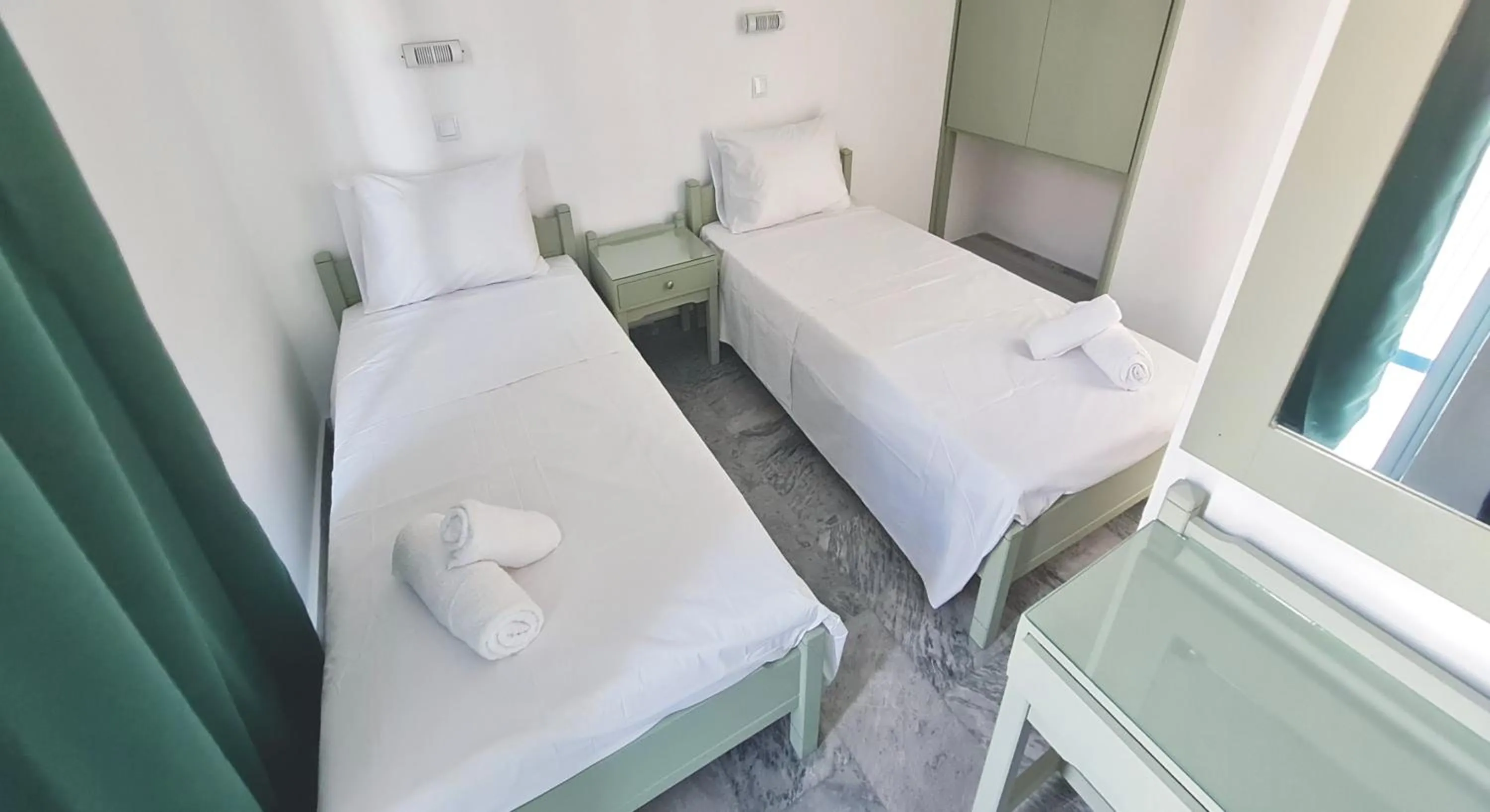 Bedroom, Bed in JP Pool & Apartments