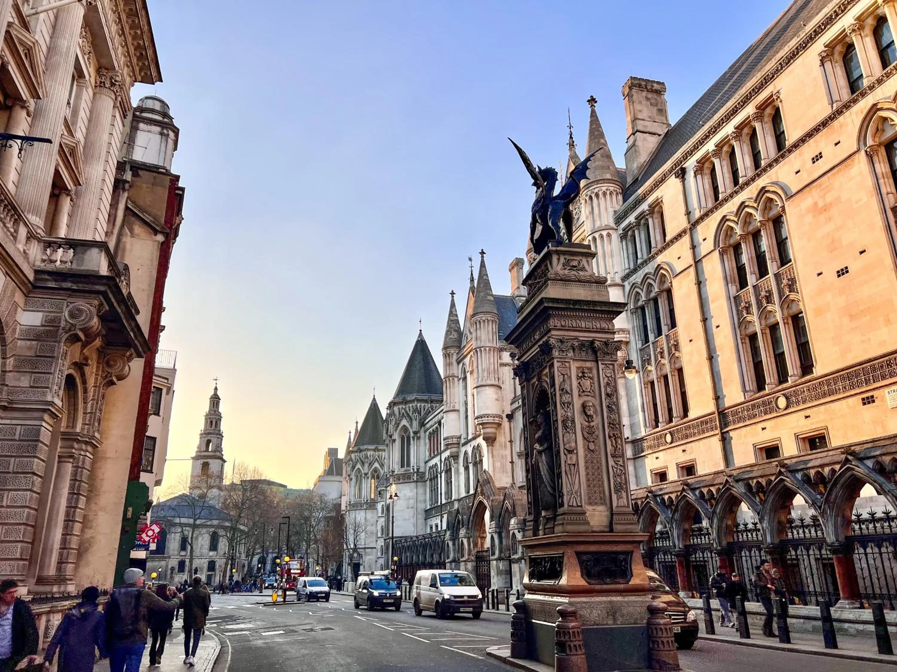 Deluxe Entire Apartment Between Covent Garden and St Pauls Cathedral
