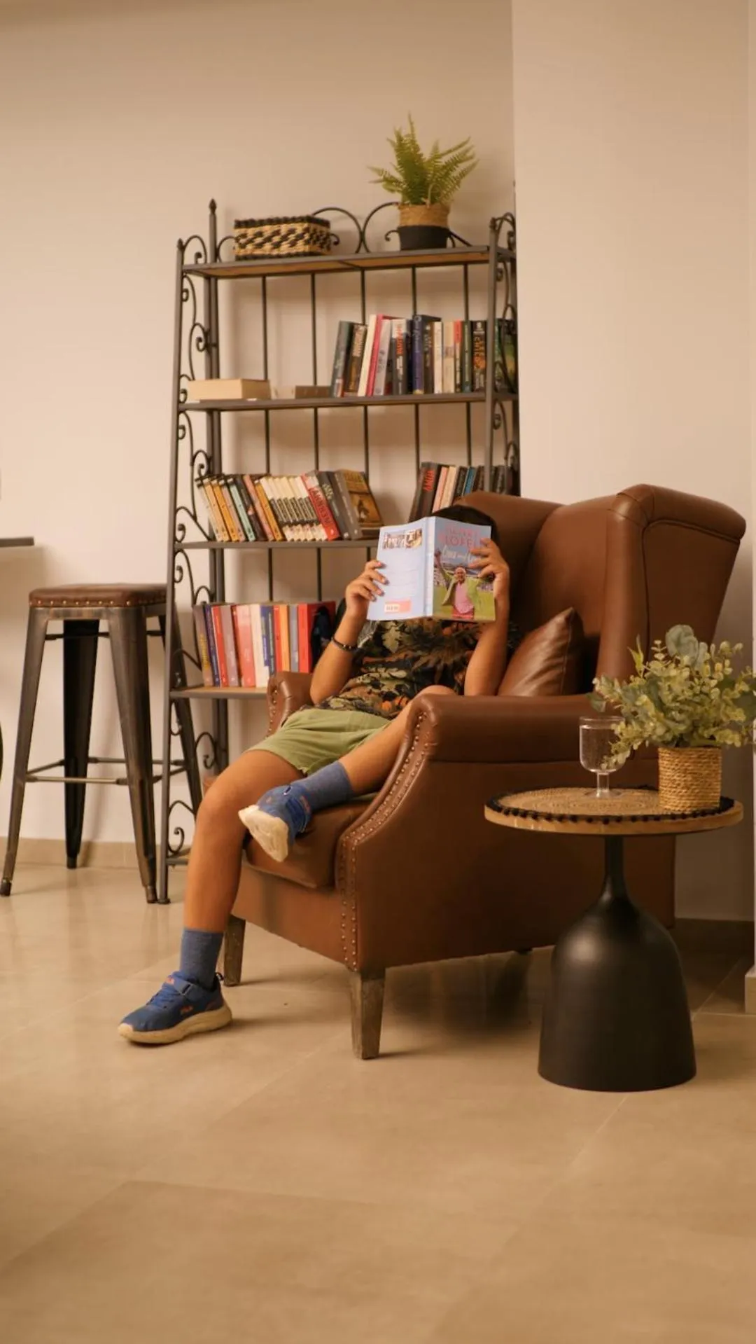 Lines Concept Accommodation