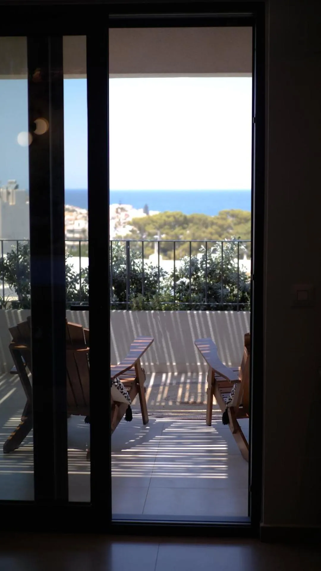 Lines Concept Accommodation