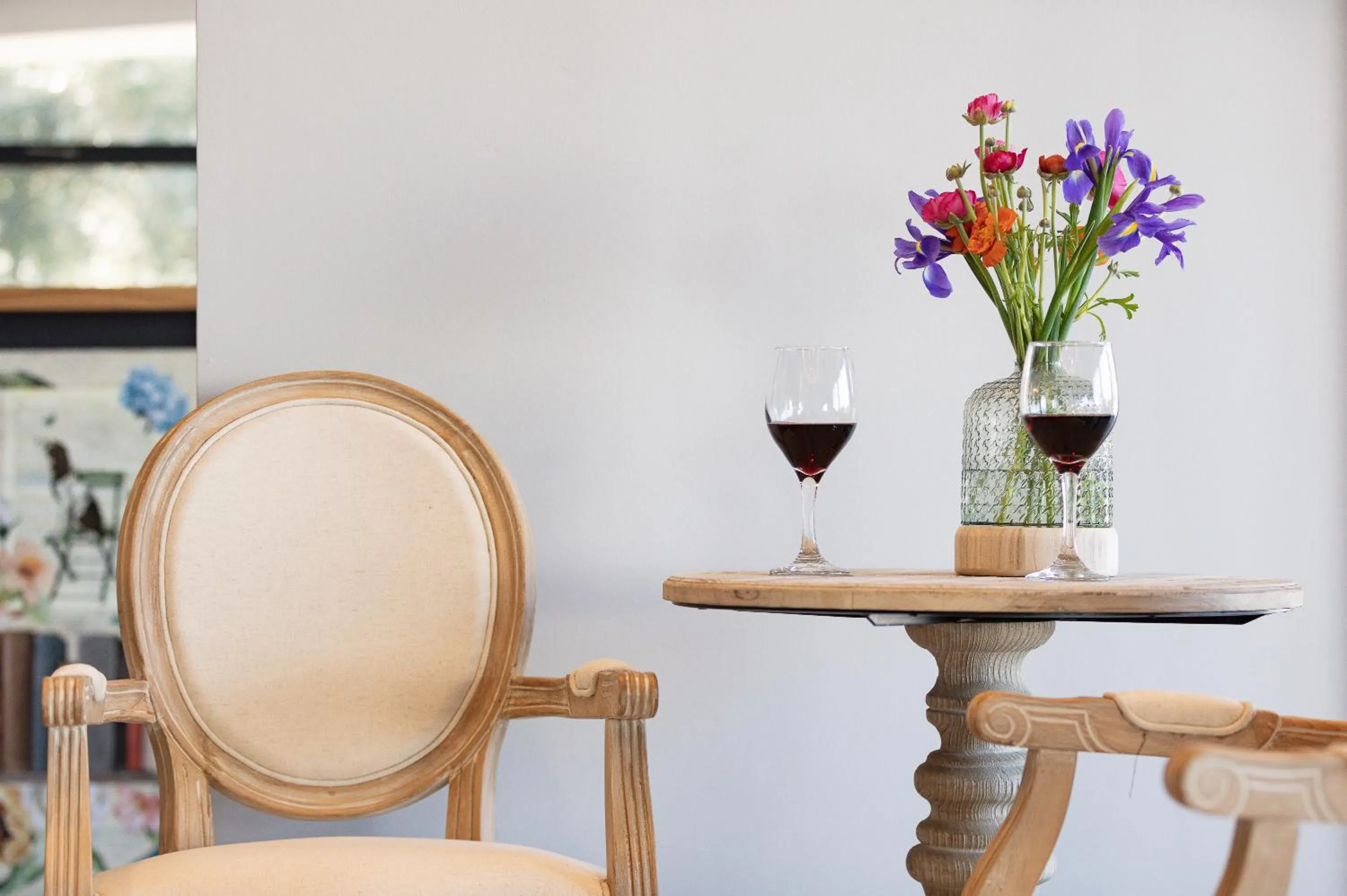 Lines Concept Accommodation