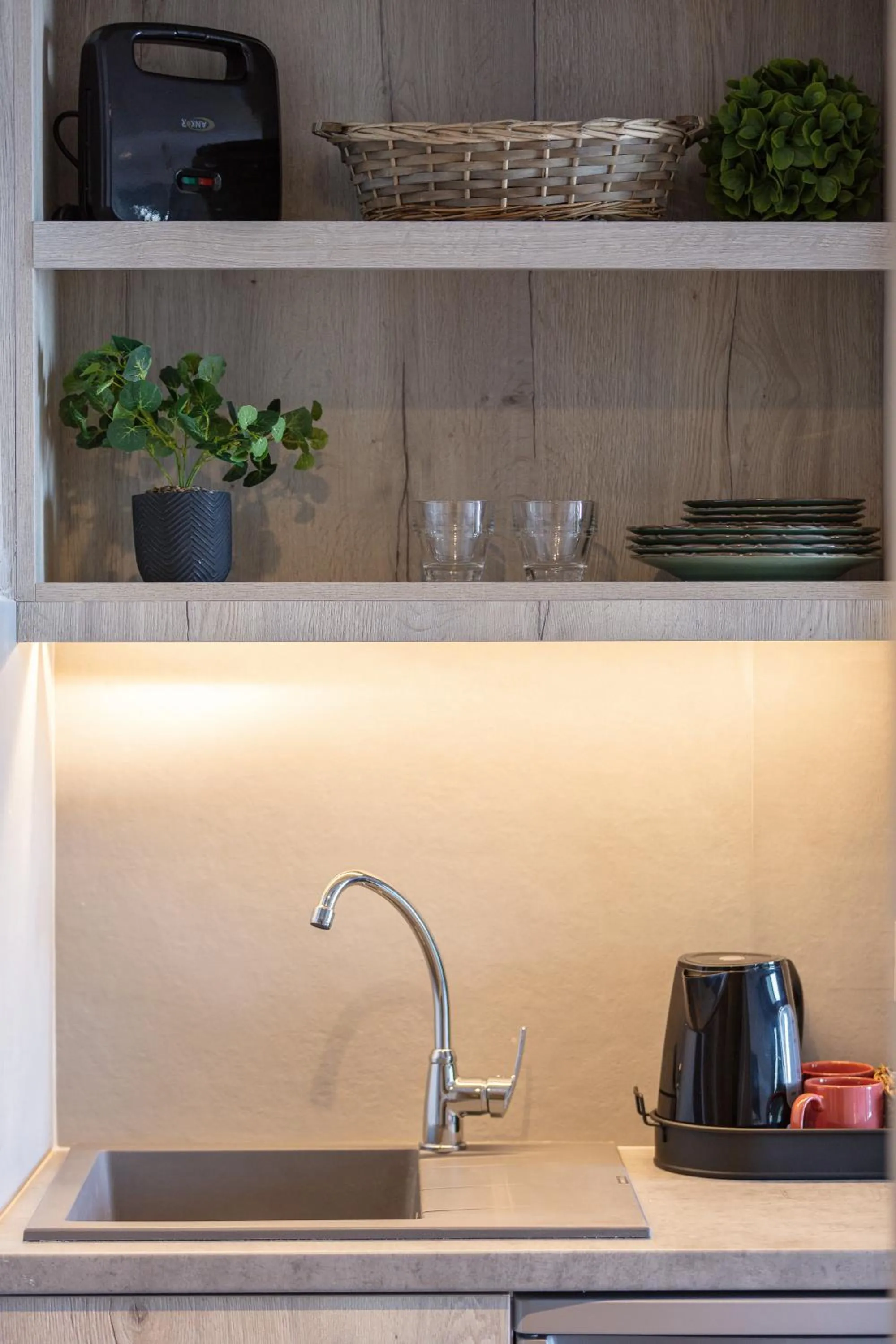 Lines Concept Accommodation