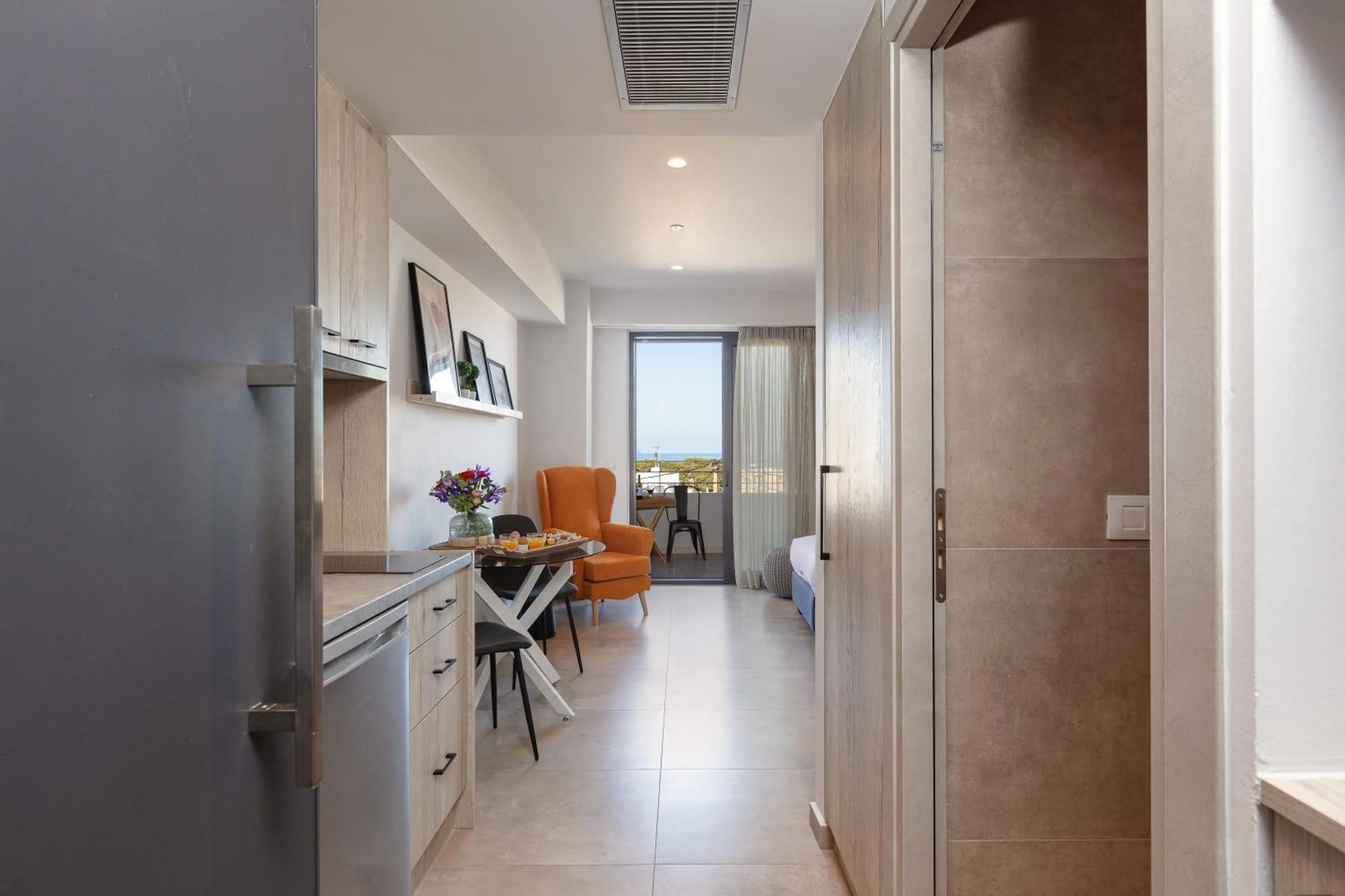 Lines Concept Accommodation