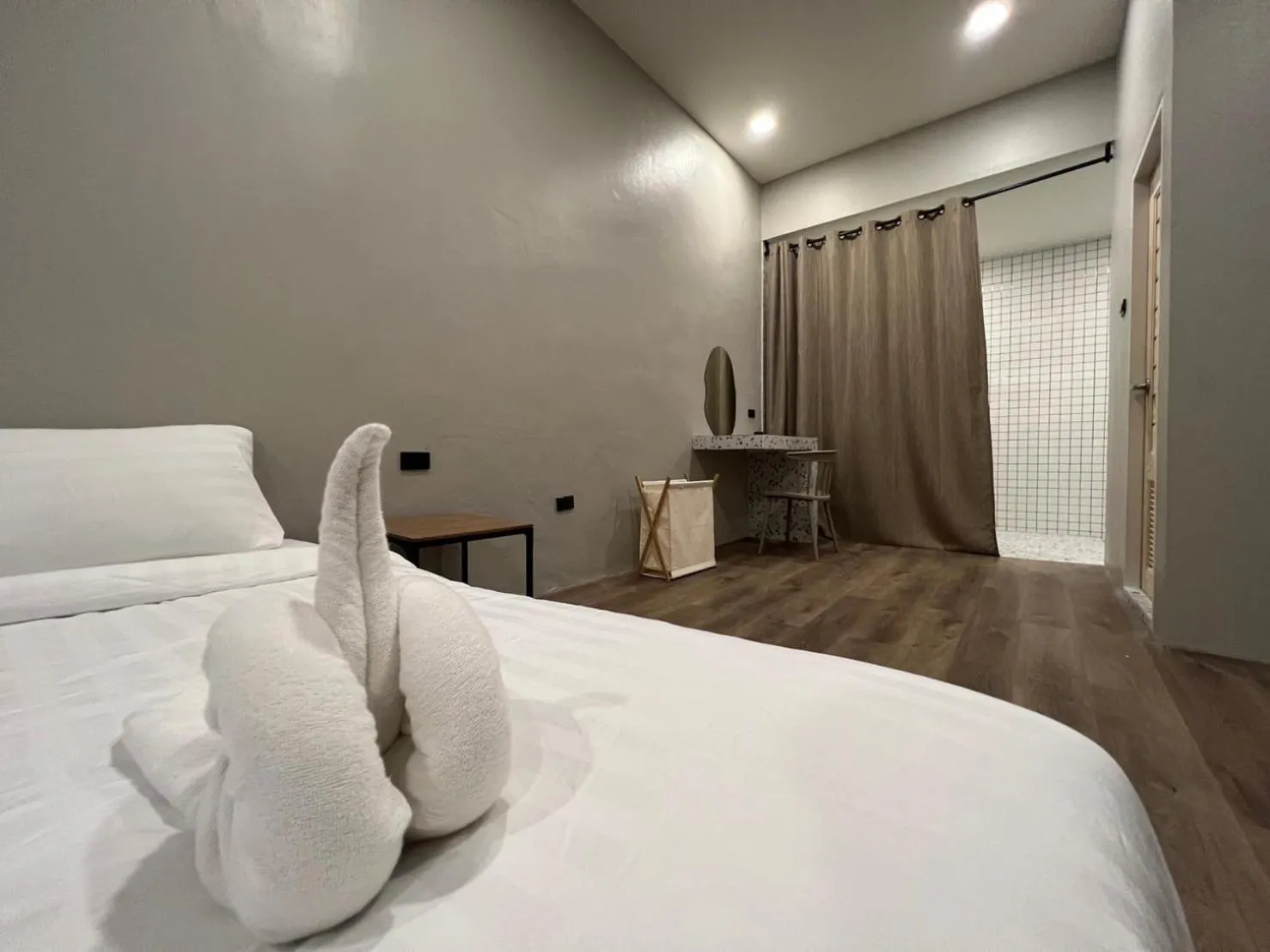 Bed in Haadrin Resort