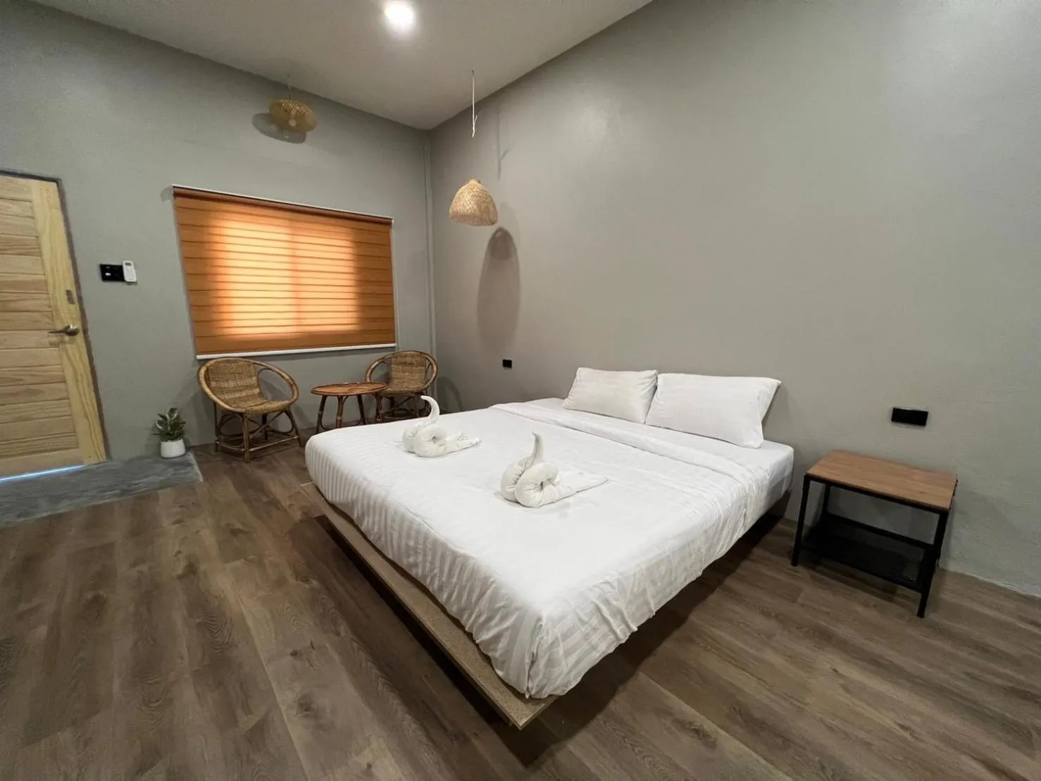 Bed in Haadrin Resort