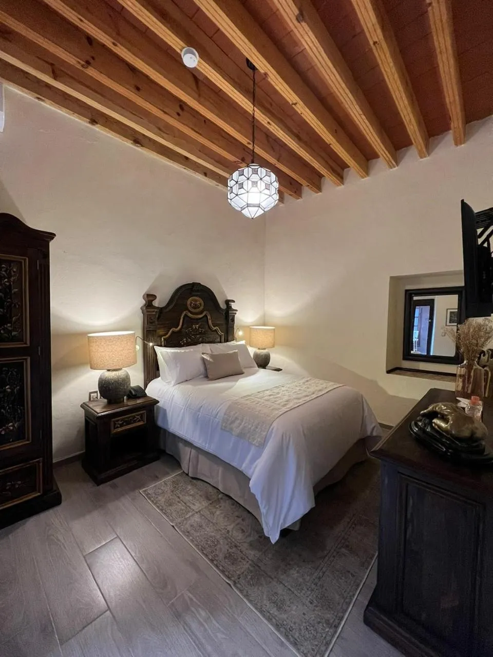 Photo of the whole room, Bed in HOTEL BOUTIQUE CASA CRISTINA