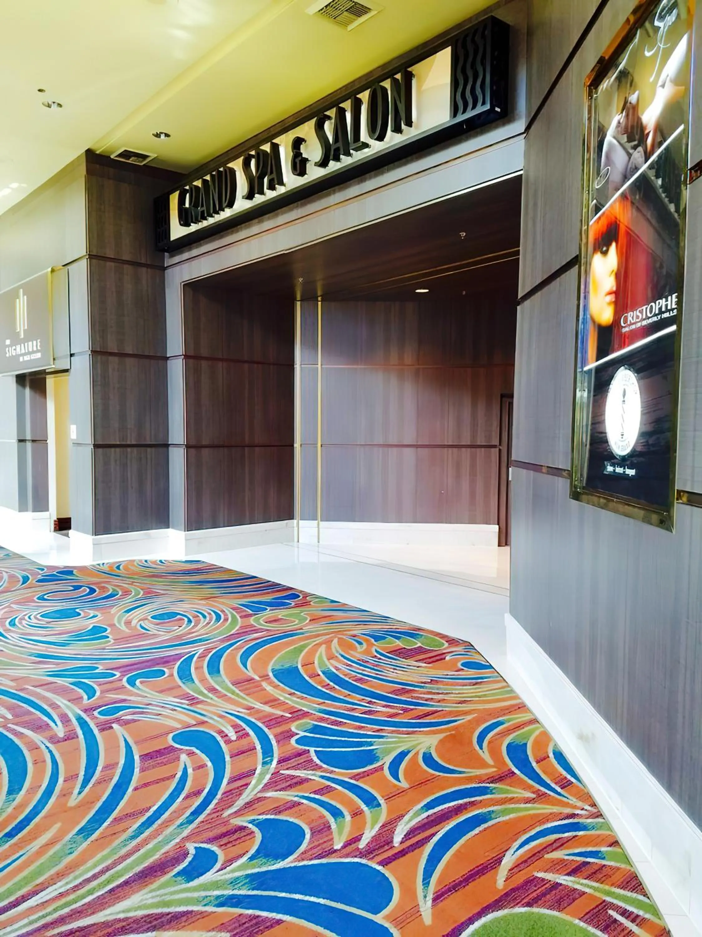 Spa and wellness centre/facilities in Amalz Balcony Suites at Mgm Signature !