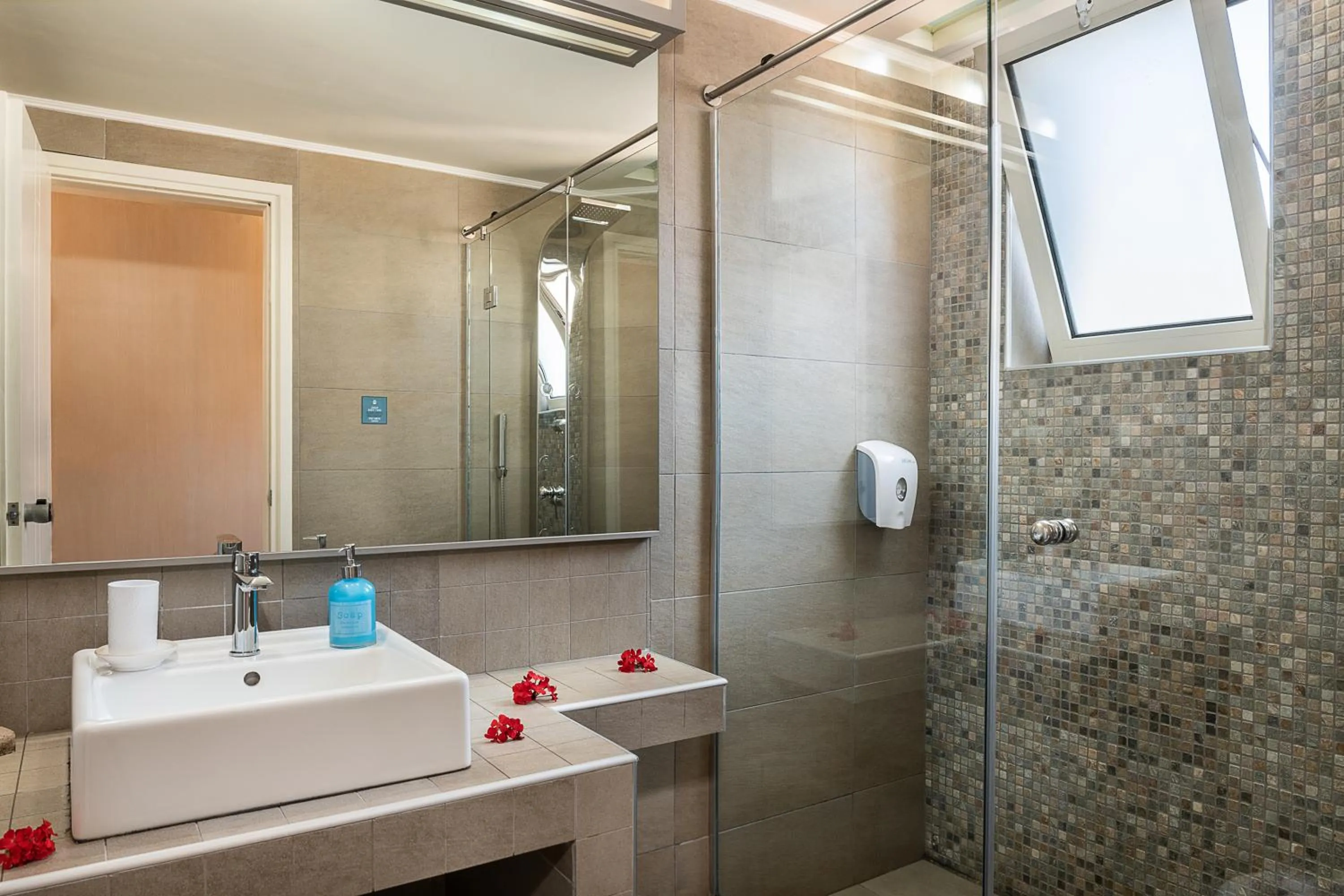 Bathroom in Kavos Hotel & Suites