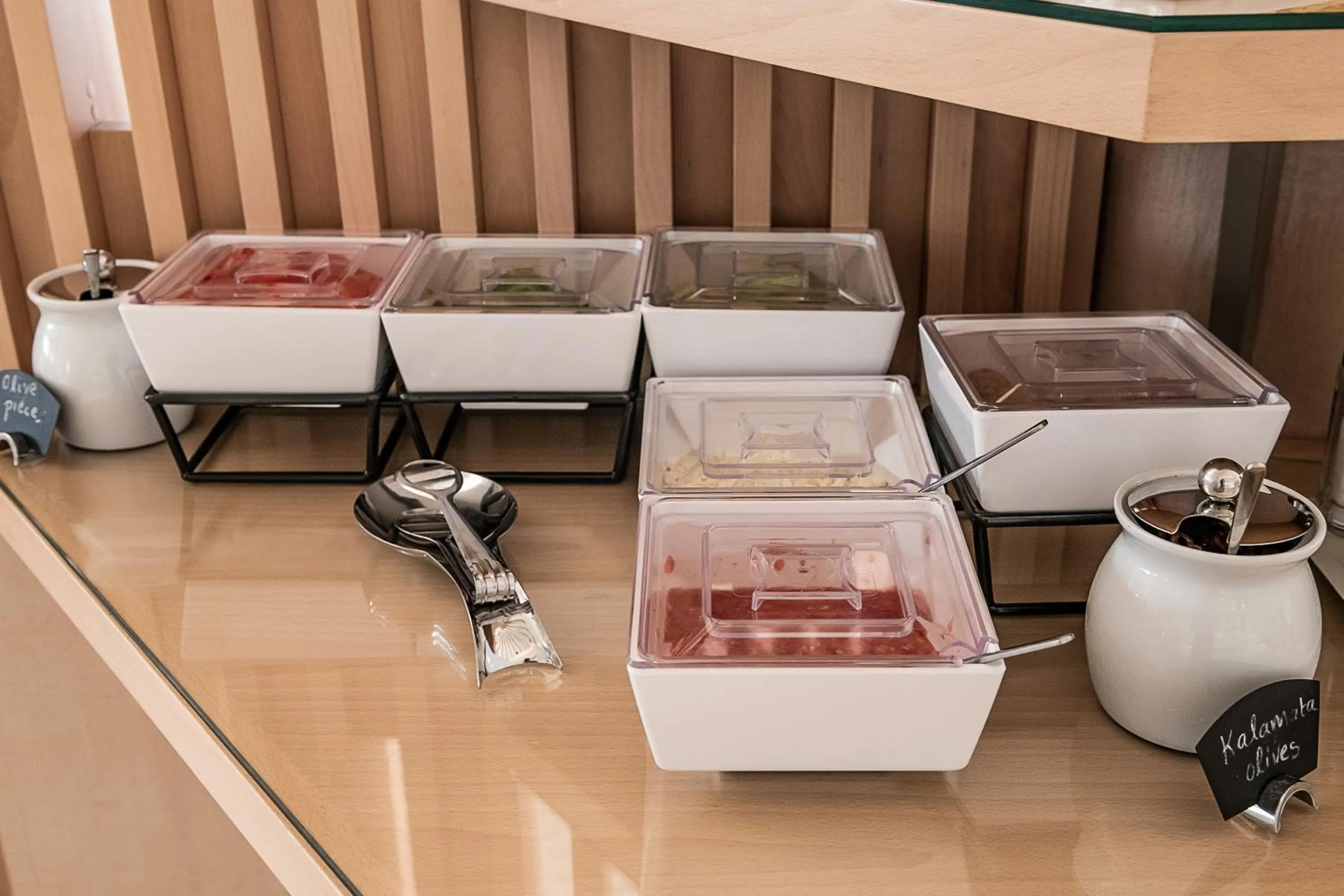 Buffet breakfast in Kavos Hotel & Suites