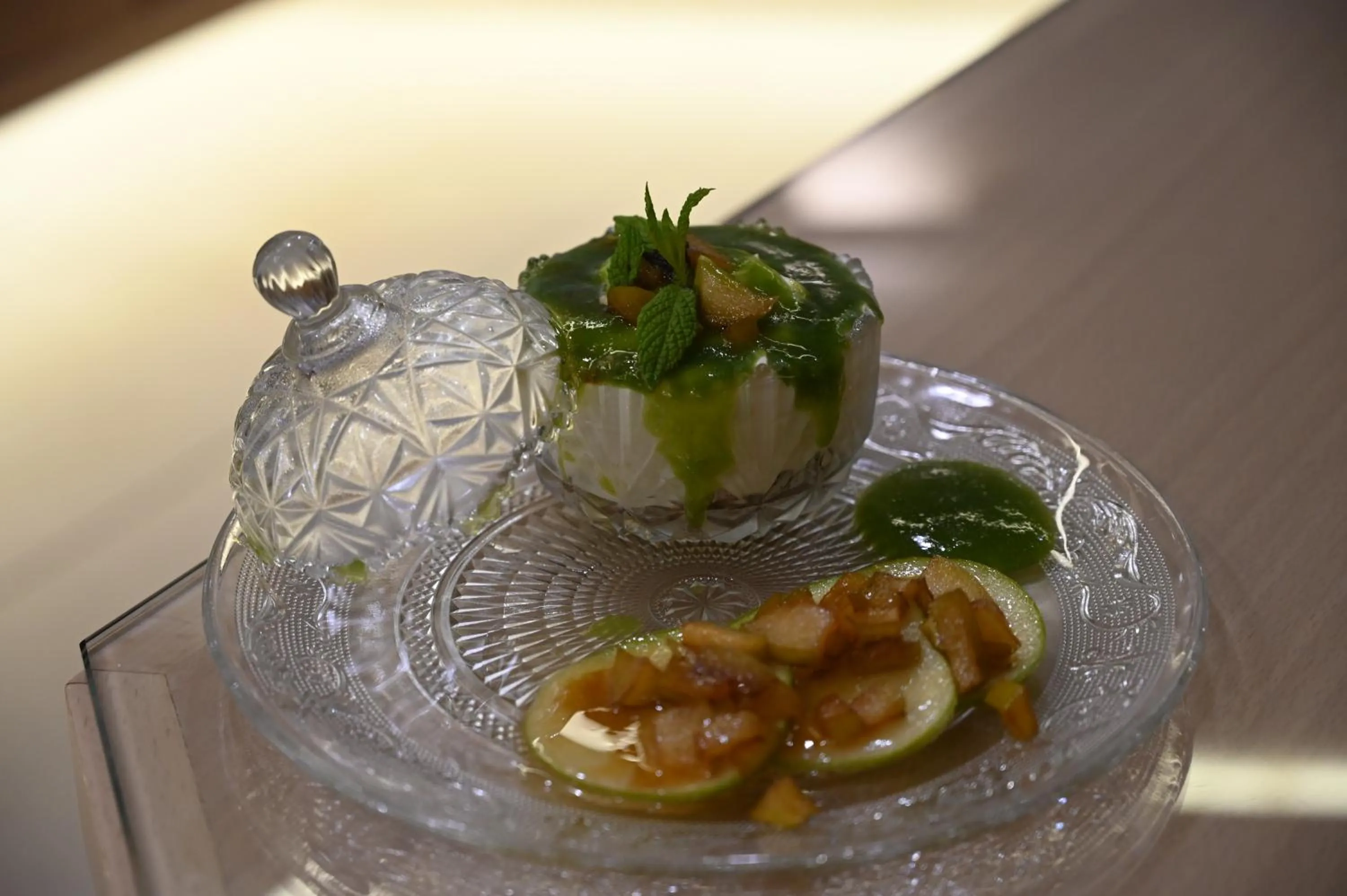 Kavos Hotel & Suites