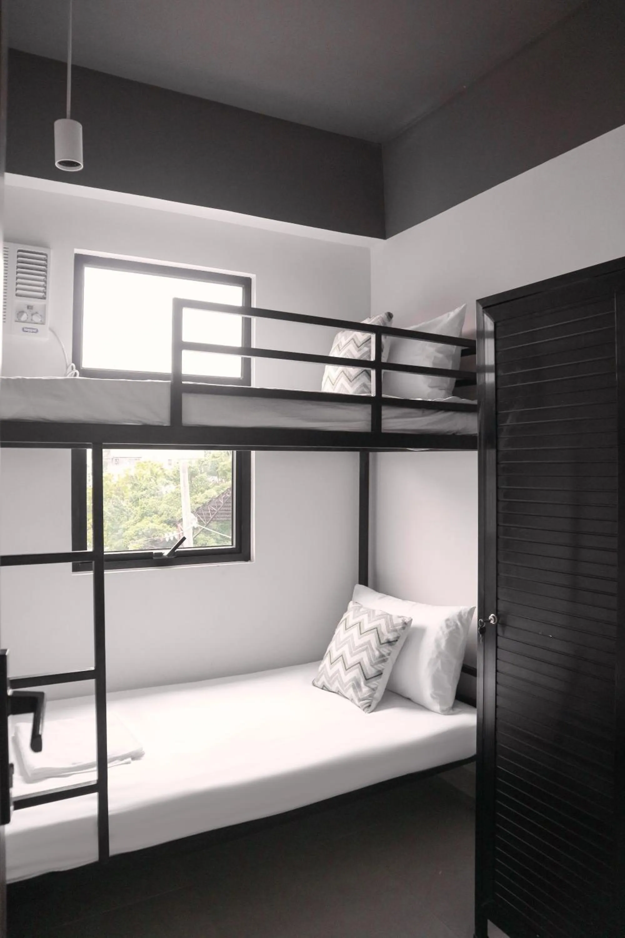 bunk bed, Bed in The Grid Co-Living Managed by HII