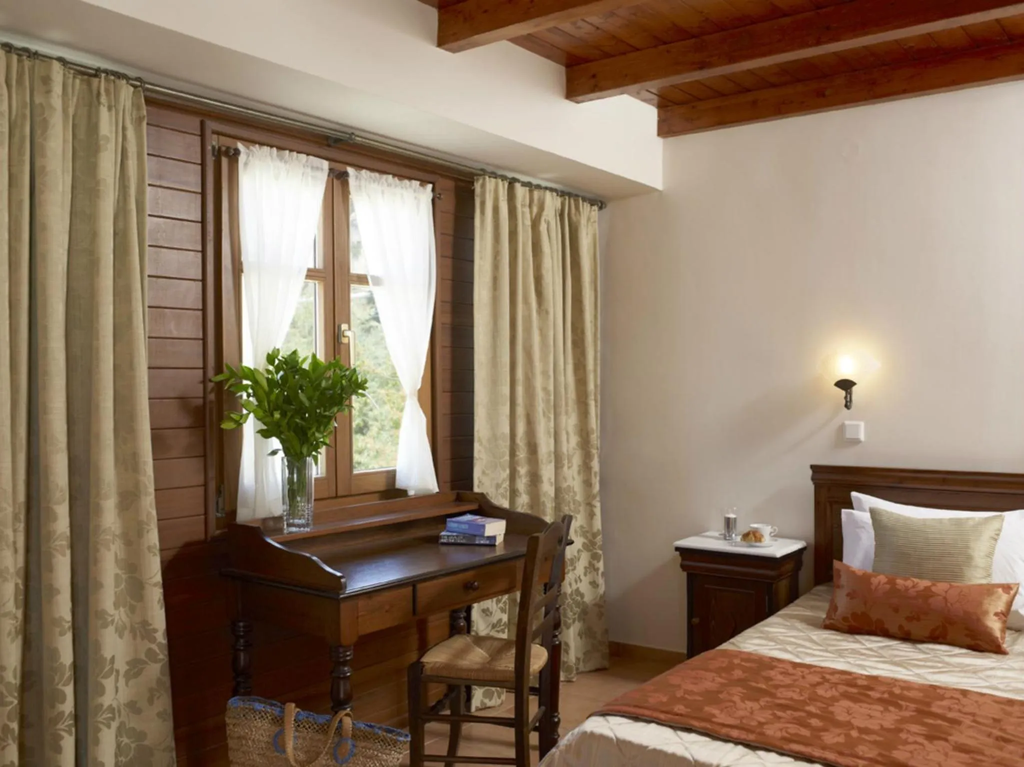 Bed in Palazzo Vecchio Exclusive Residence