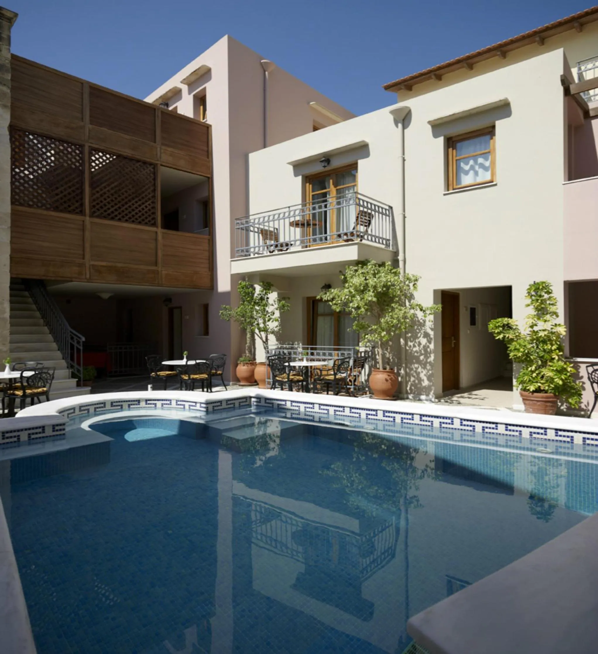 Swimming pool in Palazzo Vecchio Exclusive Residence