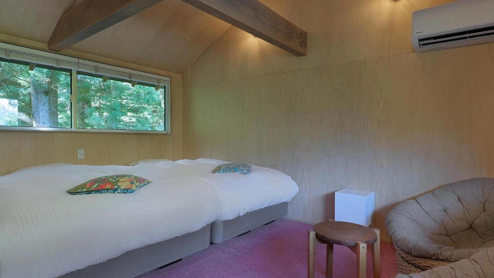 Bed in Onsen Glamping ShimaBlue