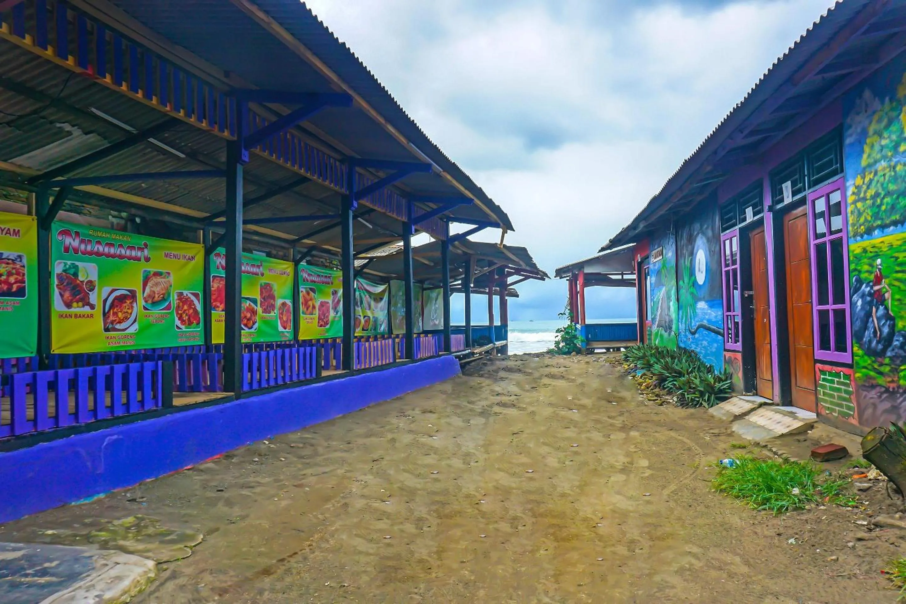 Lobby or reception in Hotel O Nusasari Guest House