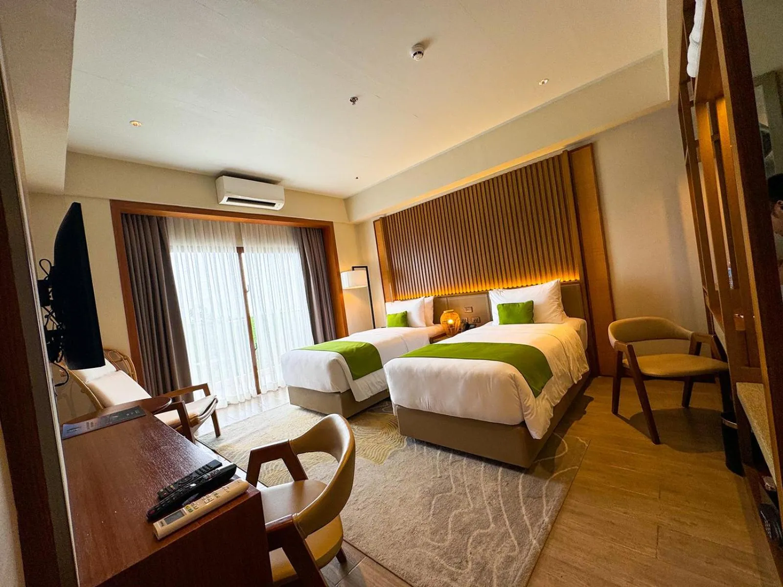 Bed in Cebu One Tectona Resort Hotel