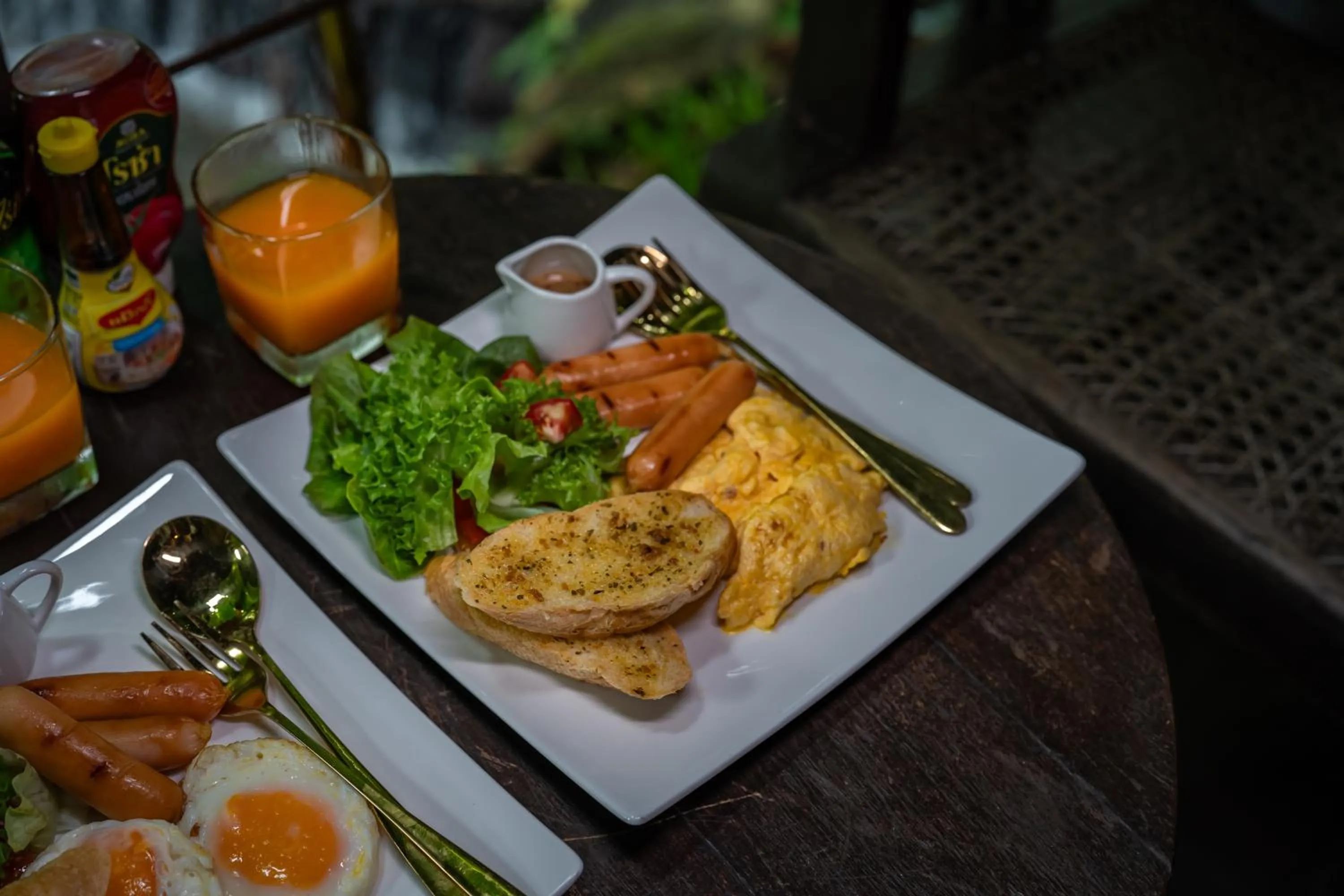 Breakfast in Voraman B-One