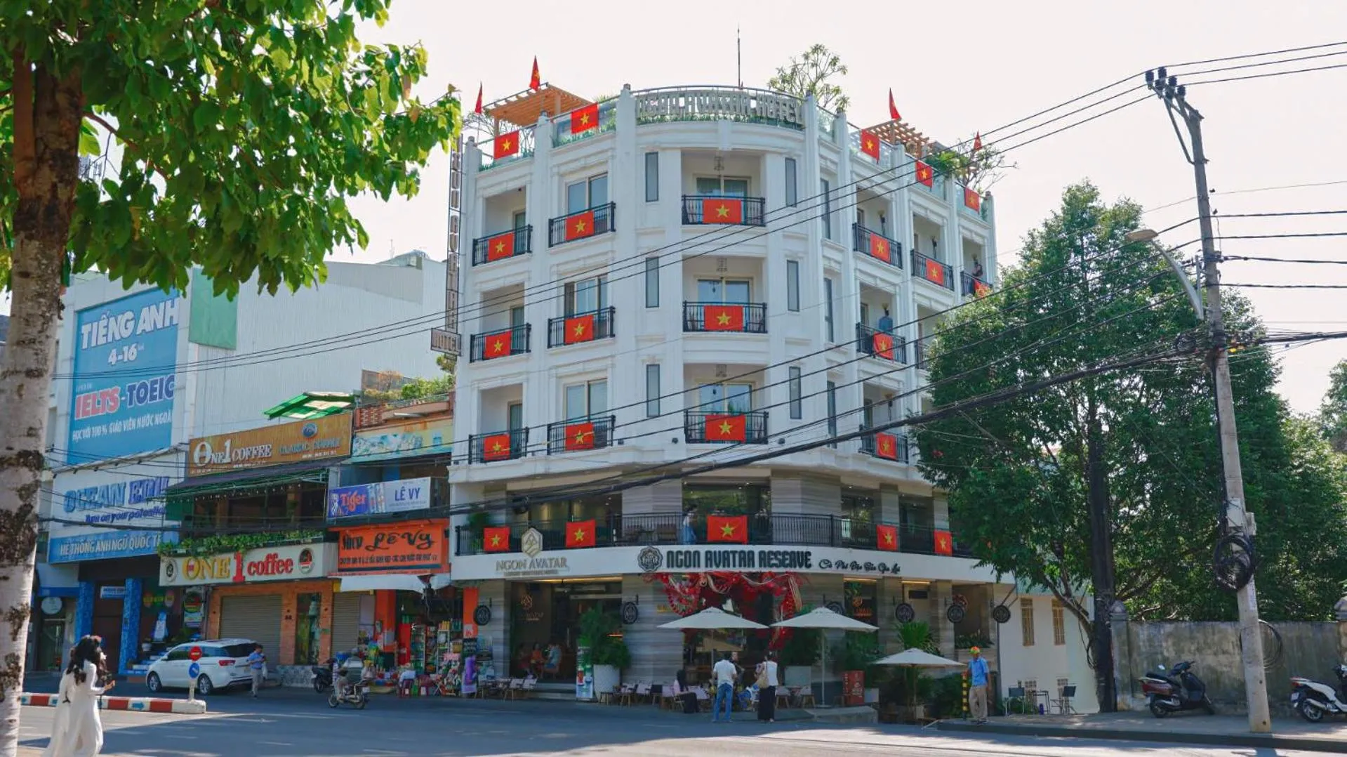 Property building in Ngon Avatar Hotel