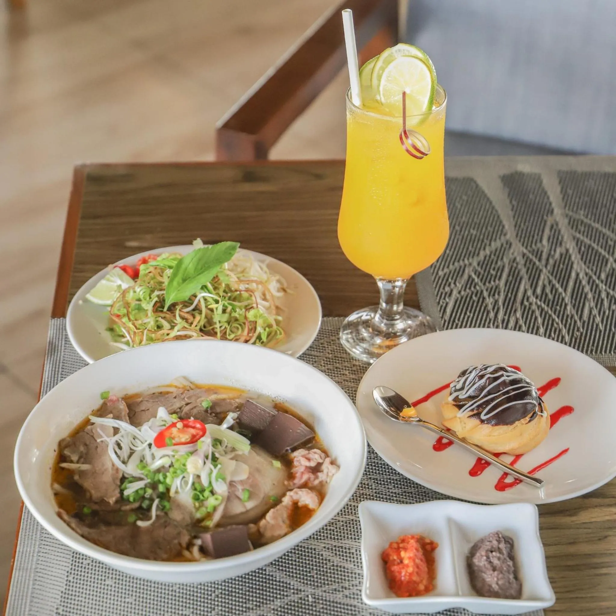 Breakfast in Ngon Avatar Hotel