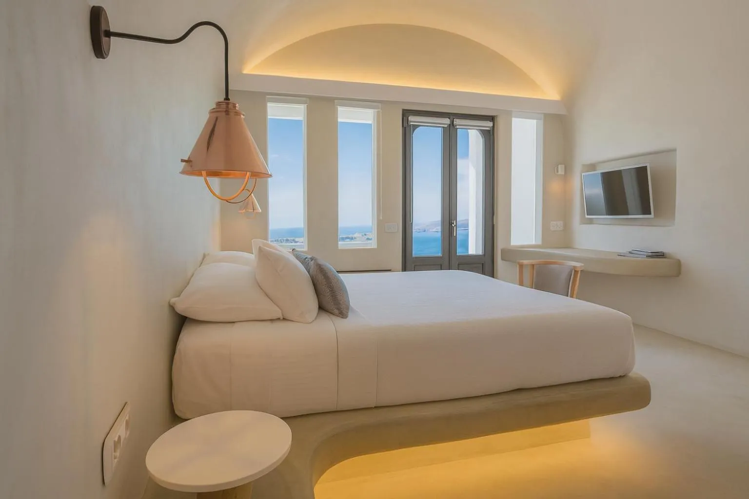 Bedroom, Bed in Chic Hotel Santorini