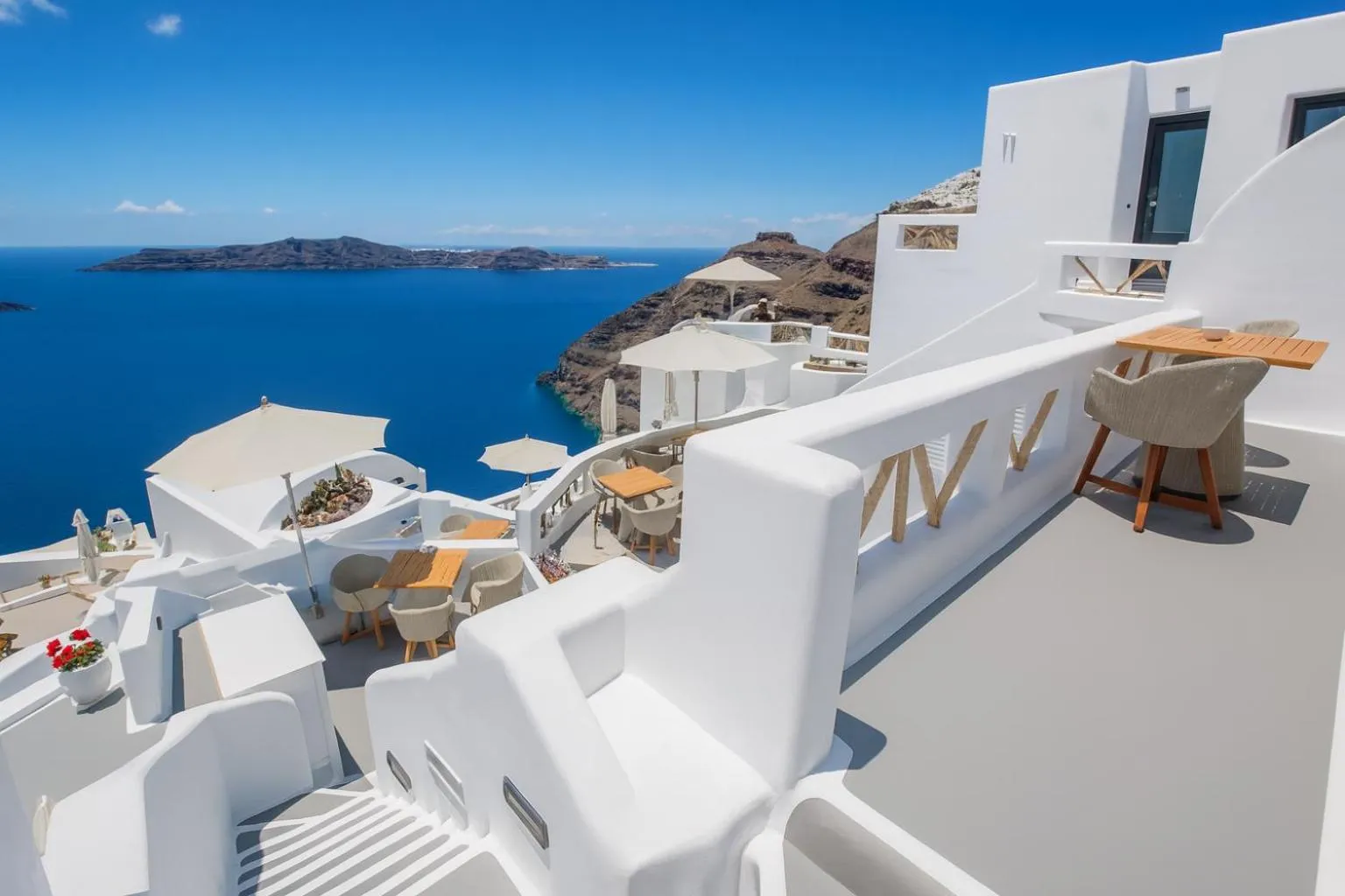 Balcony/Terrace in Chic Hotel Santorini