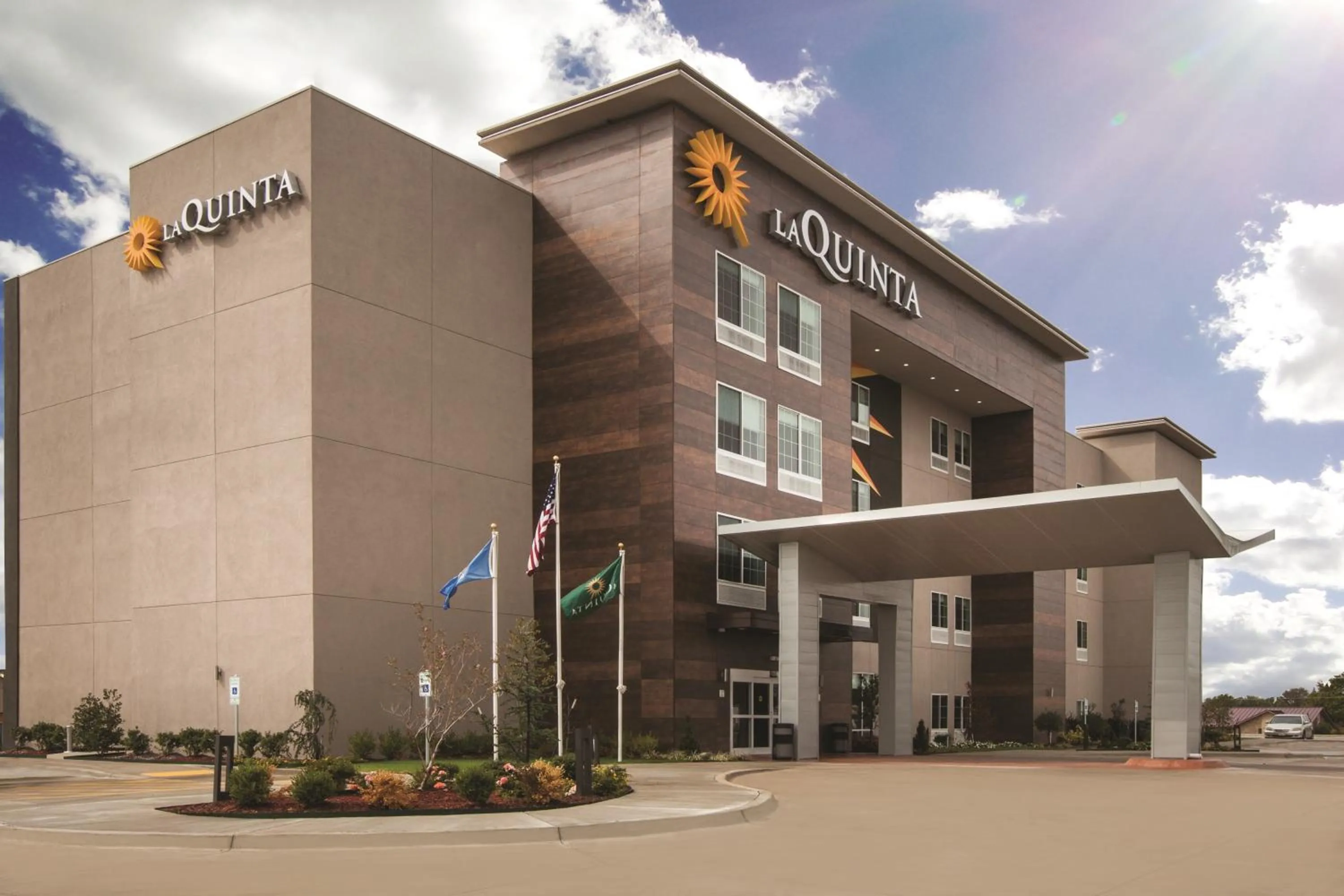 Property building in La Quinta Inn & Suites by Wyndham Yucaipa