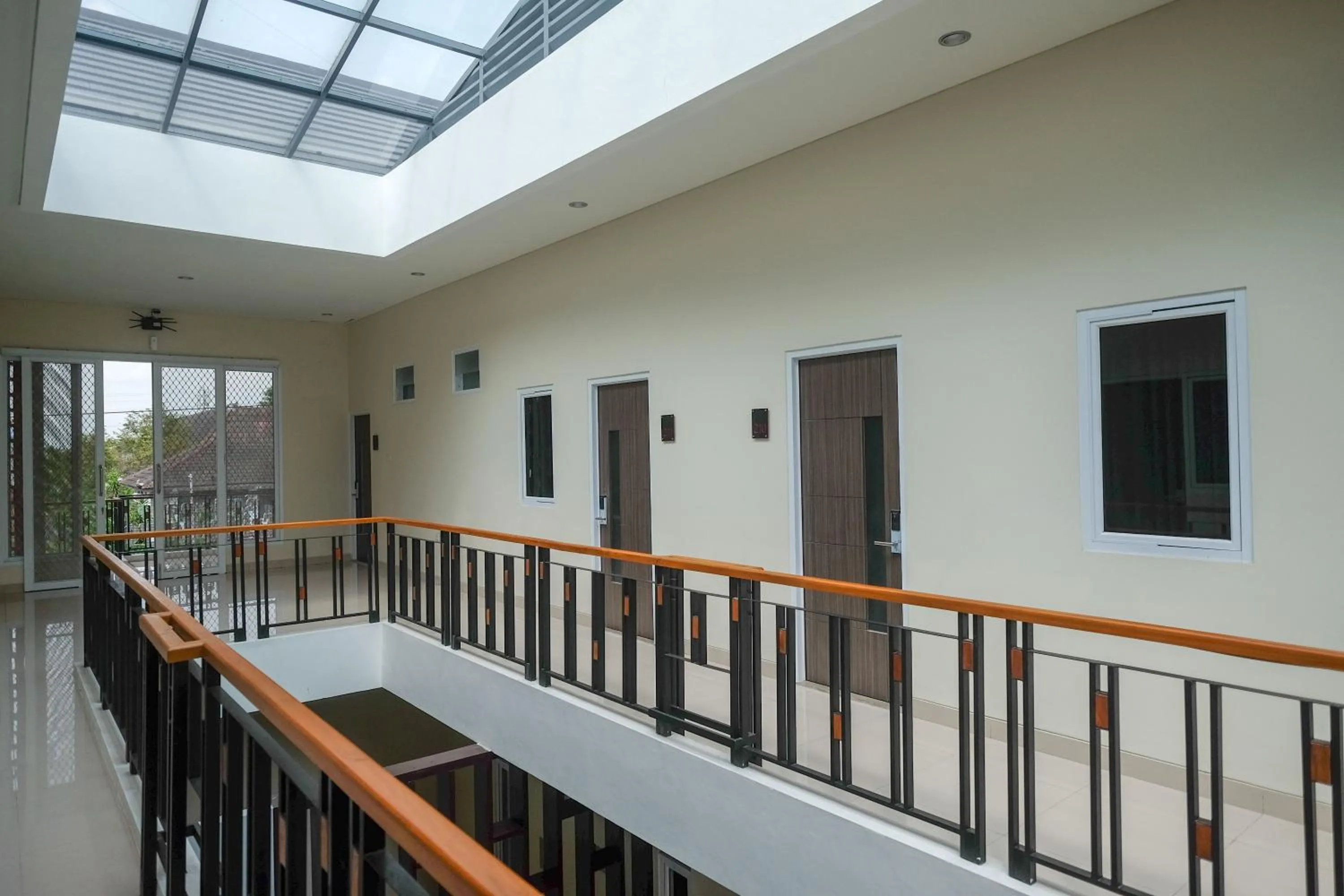 Balcony/Terrace in RedDoorz Plus near UMS Solo 2