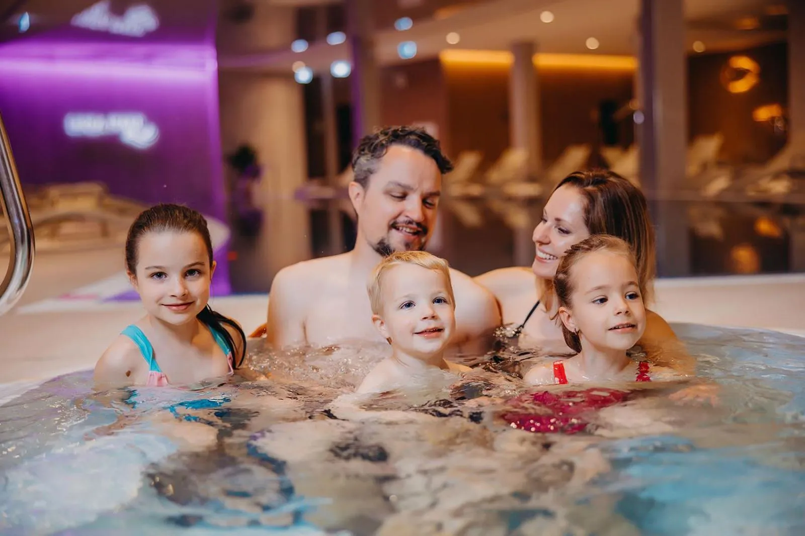 Hot Tub in Hotel Linea Mare