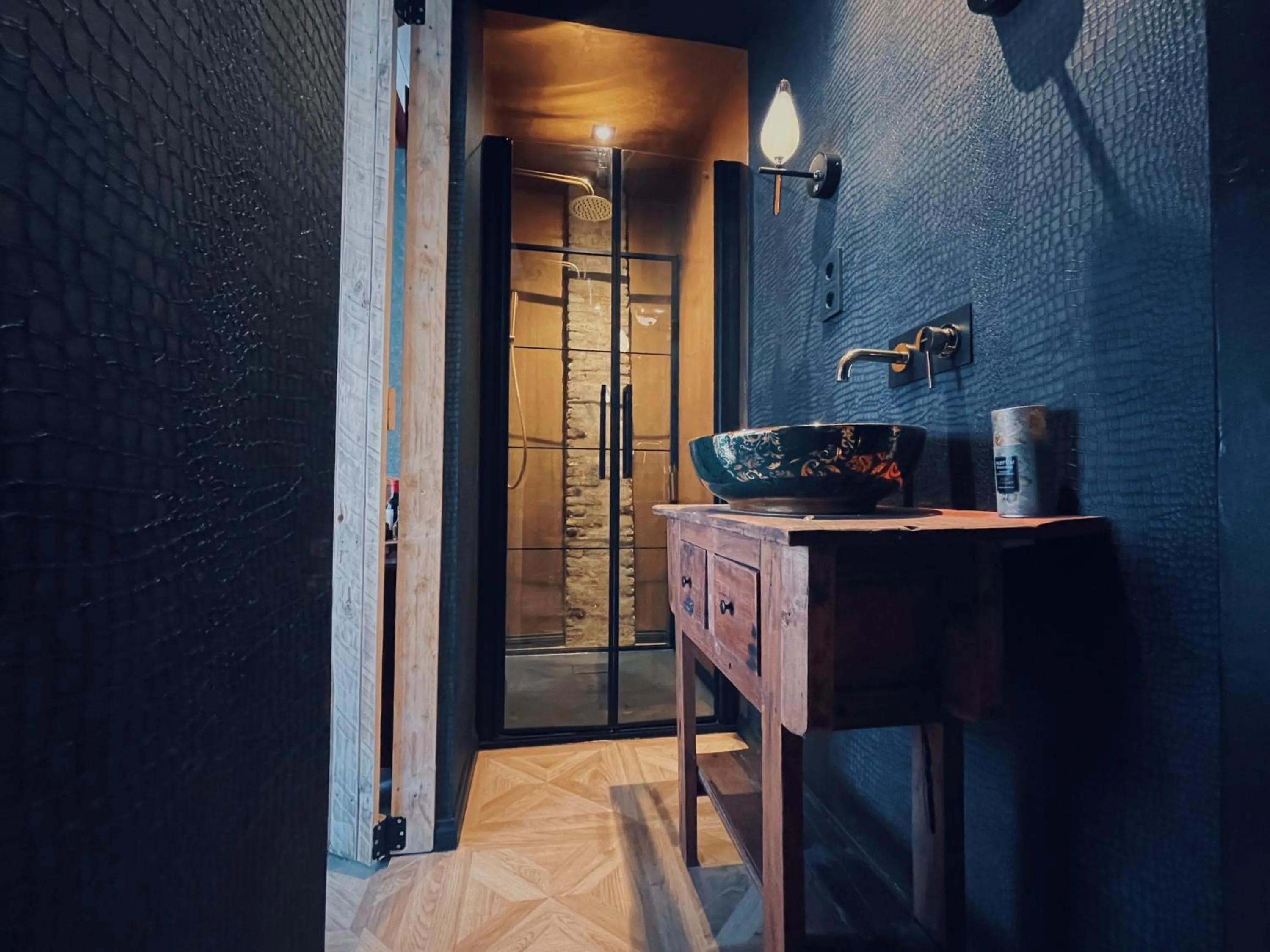 Bathroom in Boutique Hotel Bajoene