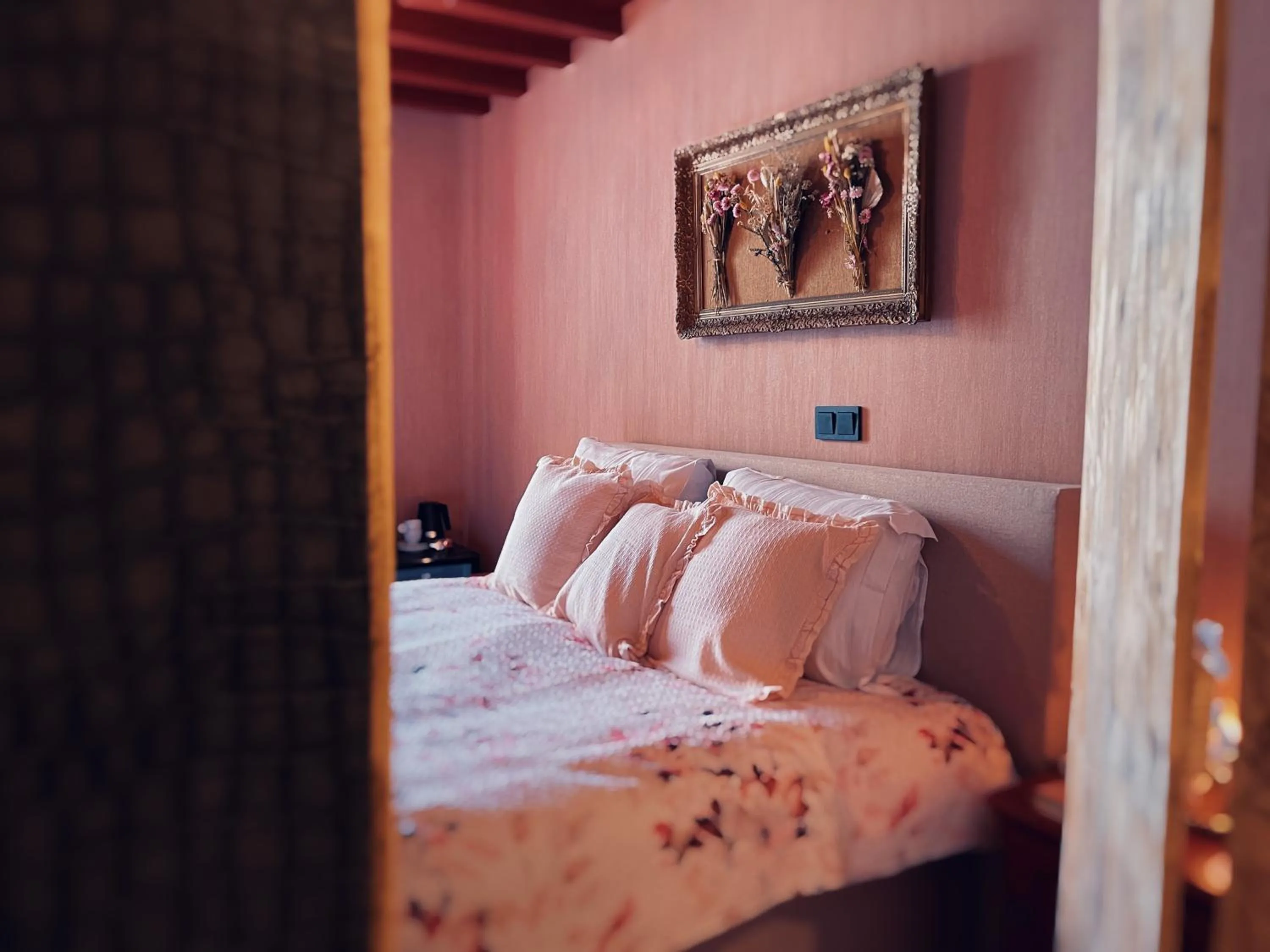 Bed in Boutique Hotel Bajoene