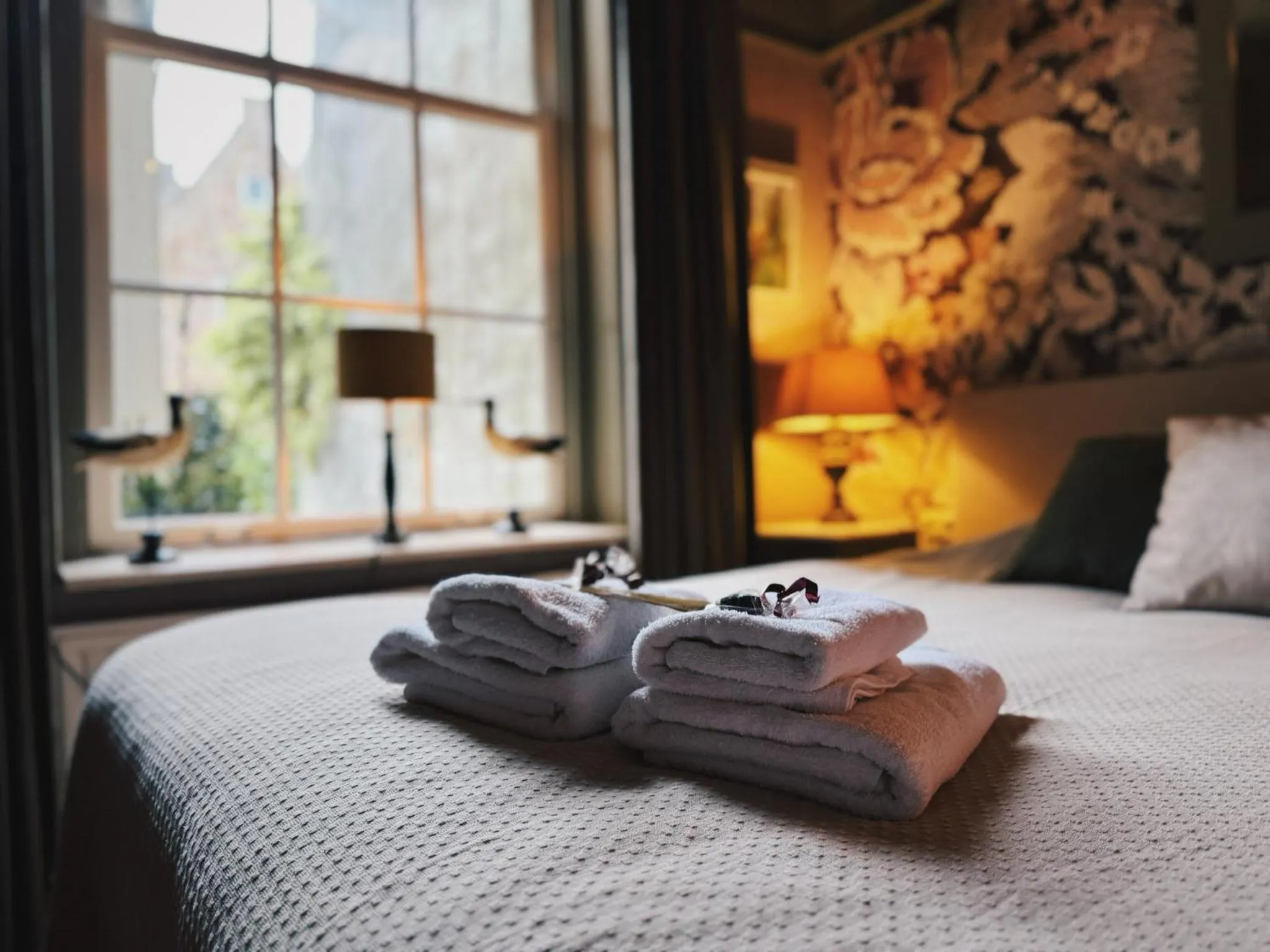 Bed in Boutique Hotel Bajoene