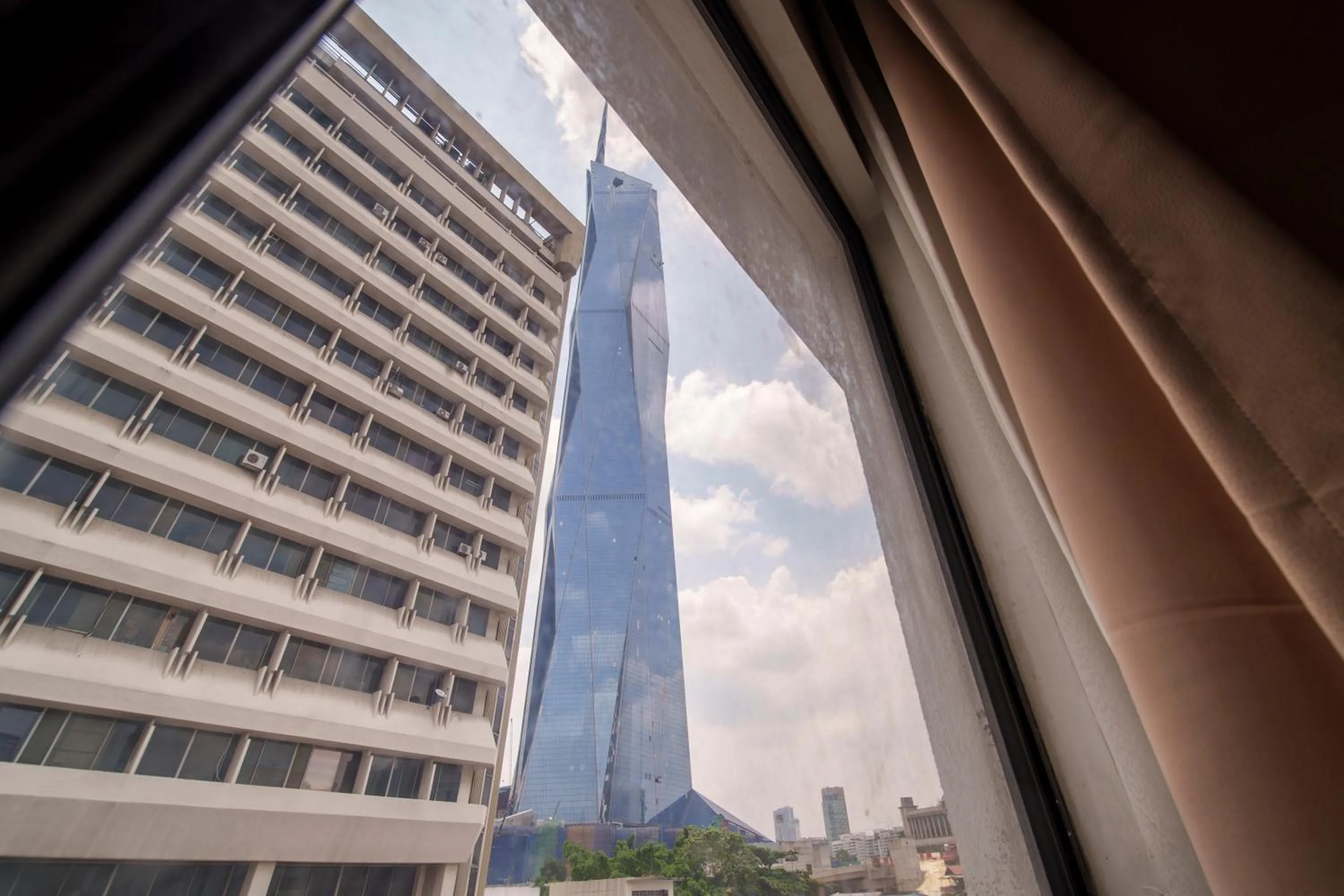 City view in Uptown Chinatown