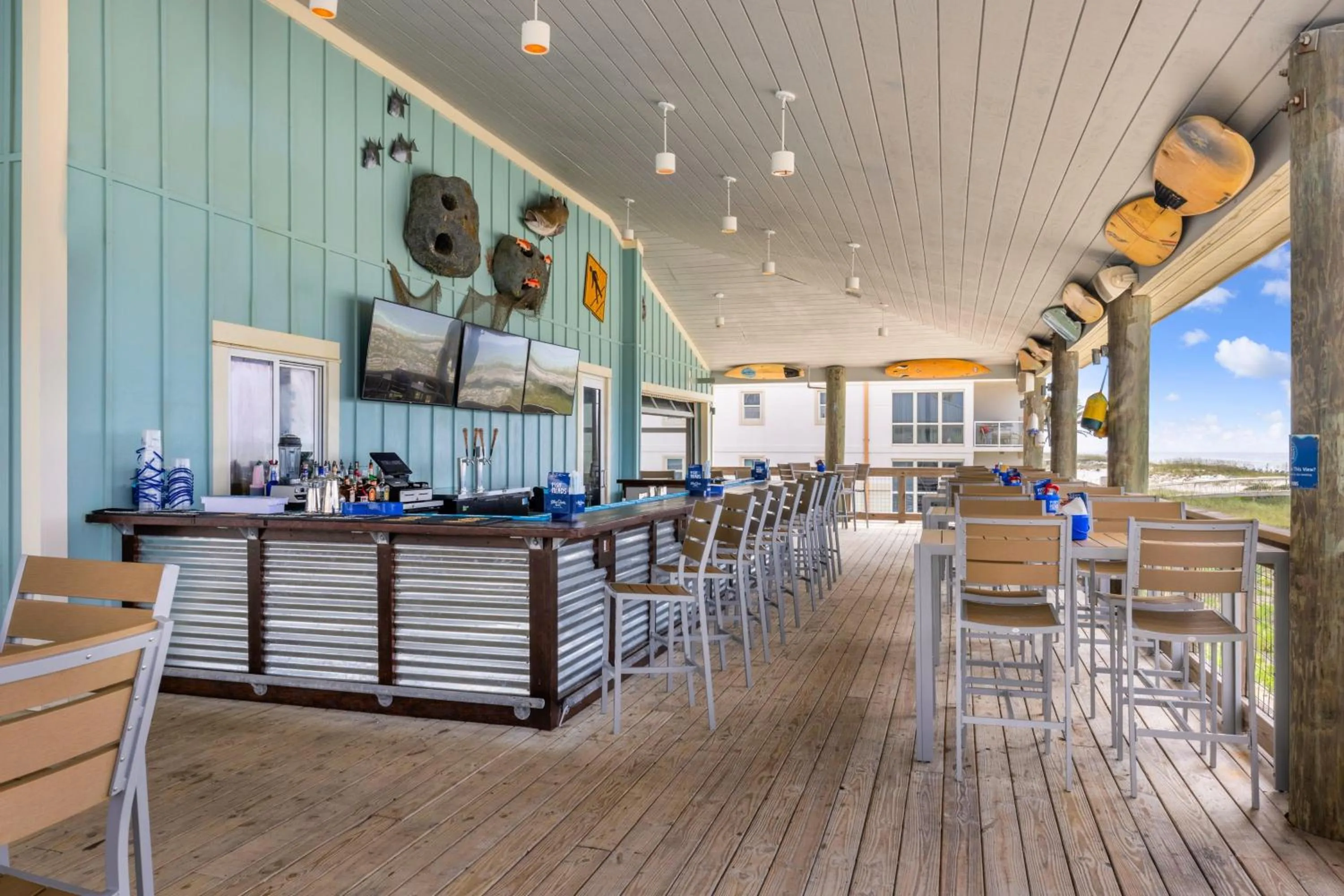 Restaurant/places to eat in Fairfield by Marriott Inn & Suites Pensacola Beach