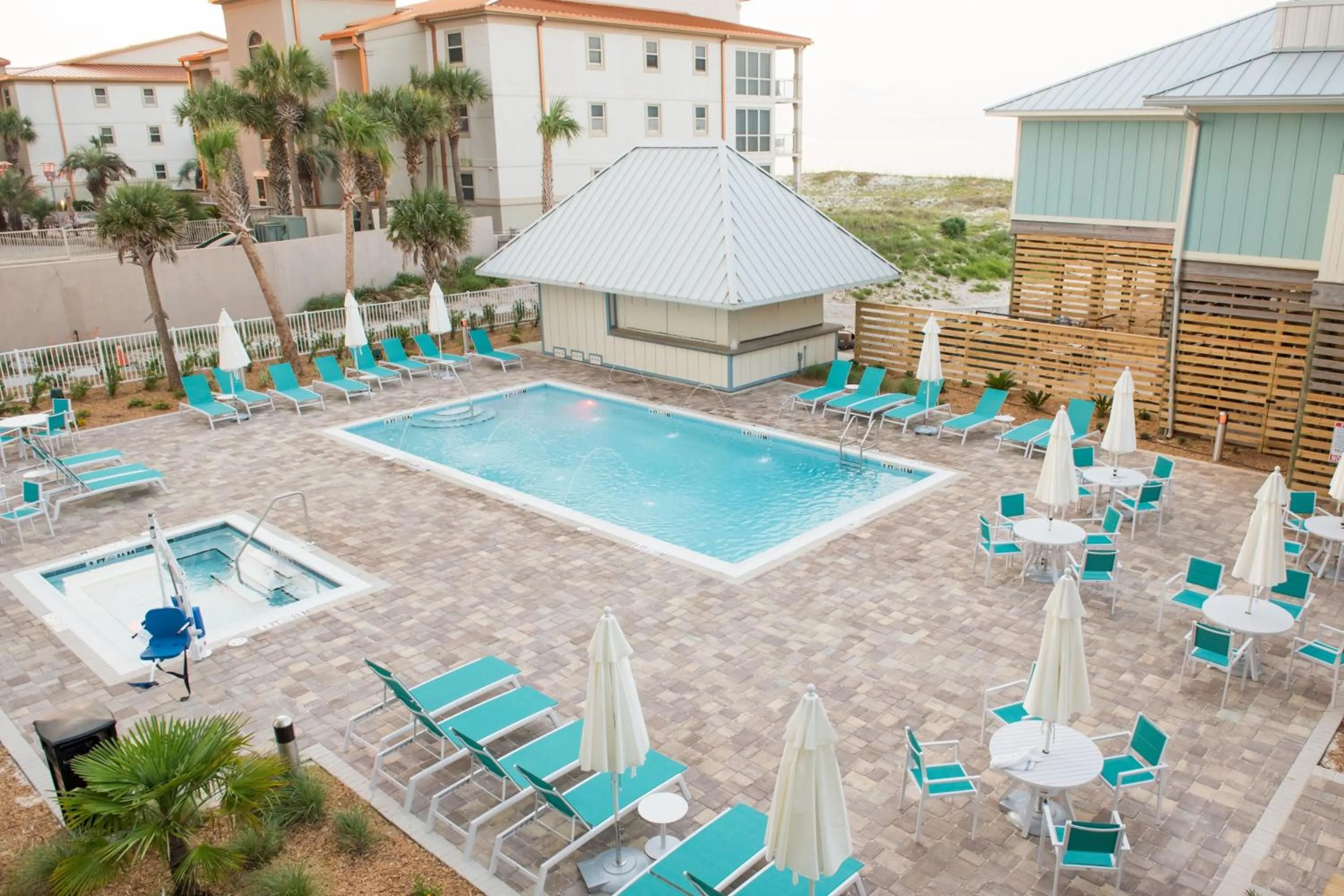 Swimming pool in Fairfield by Marriott Inn & Suites Pensacola Beach
