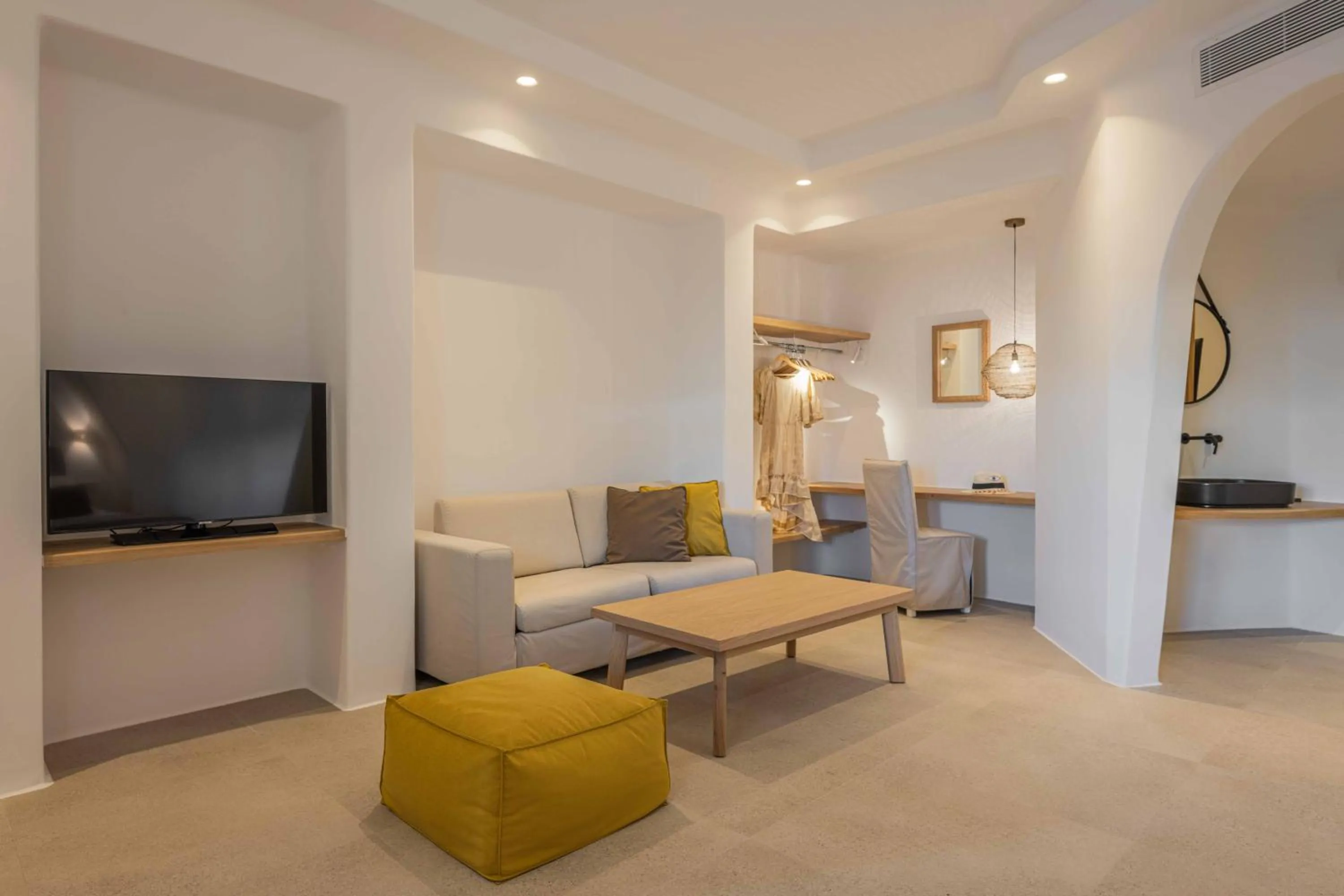 Seating area in Argo Hotel