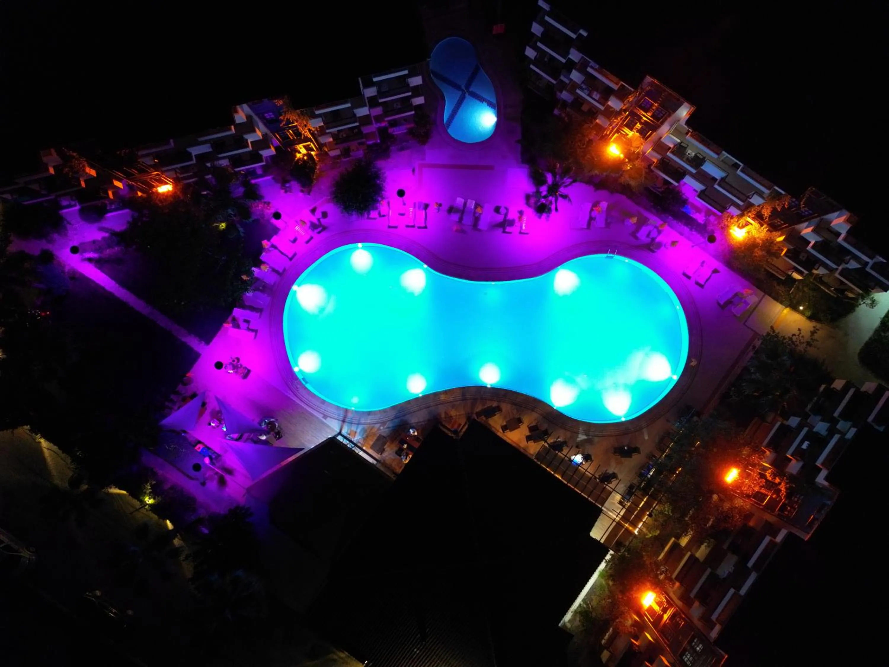 Property building in LEMAS SUITE HOTEL