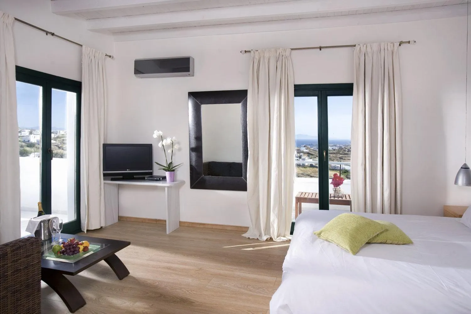 Photo of the whole room, Bed in Tharroe of Mykonos Boutique Hotel