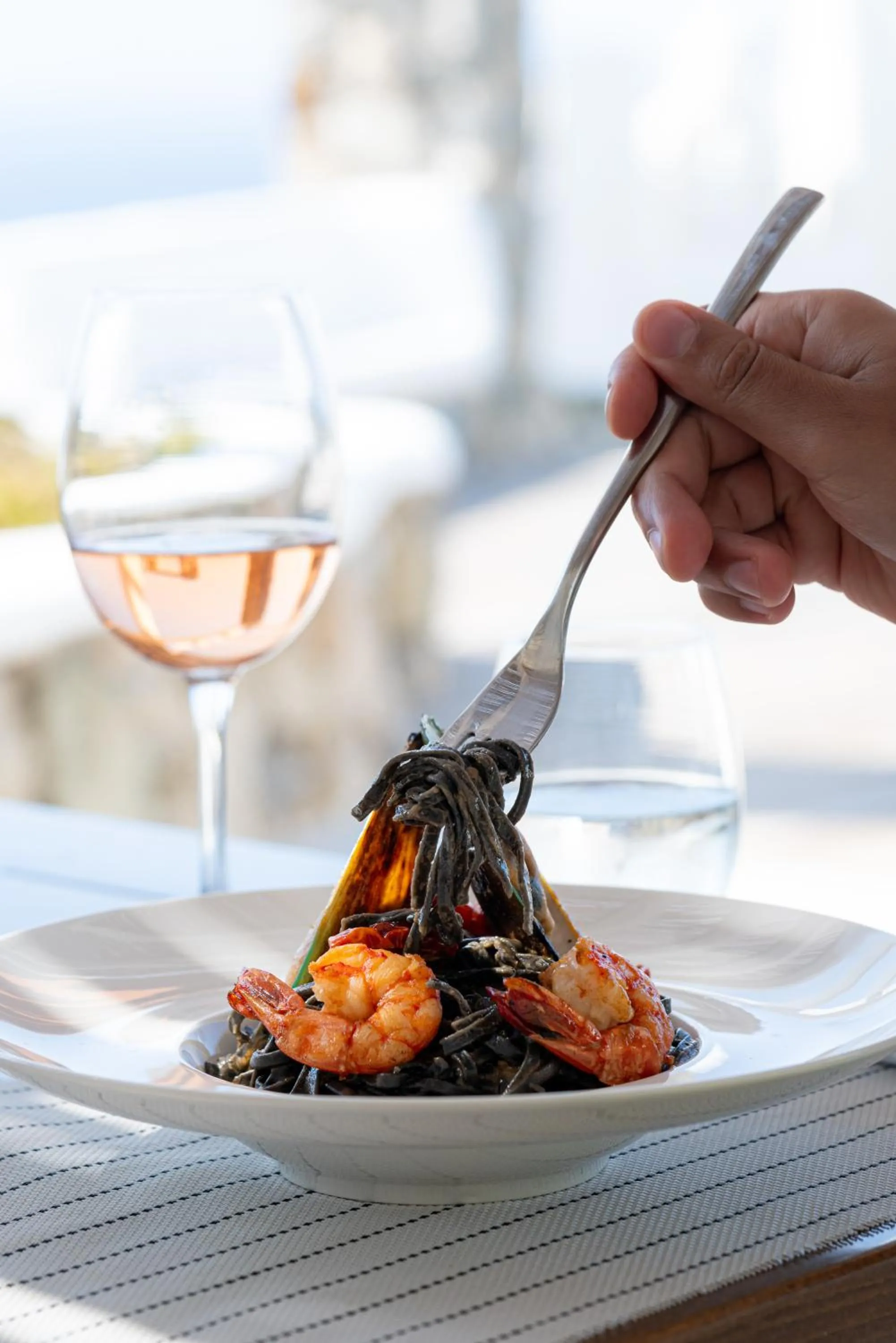 Restaurant/places to eat in Tharroe of Mykonos Boutique Hotel