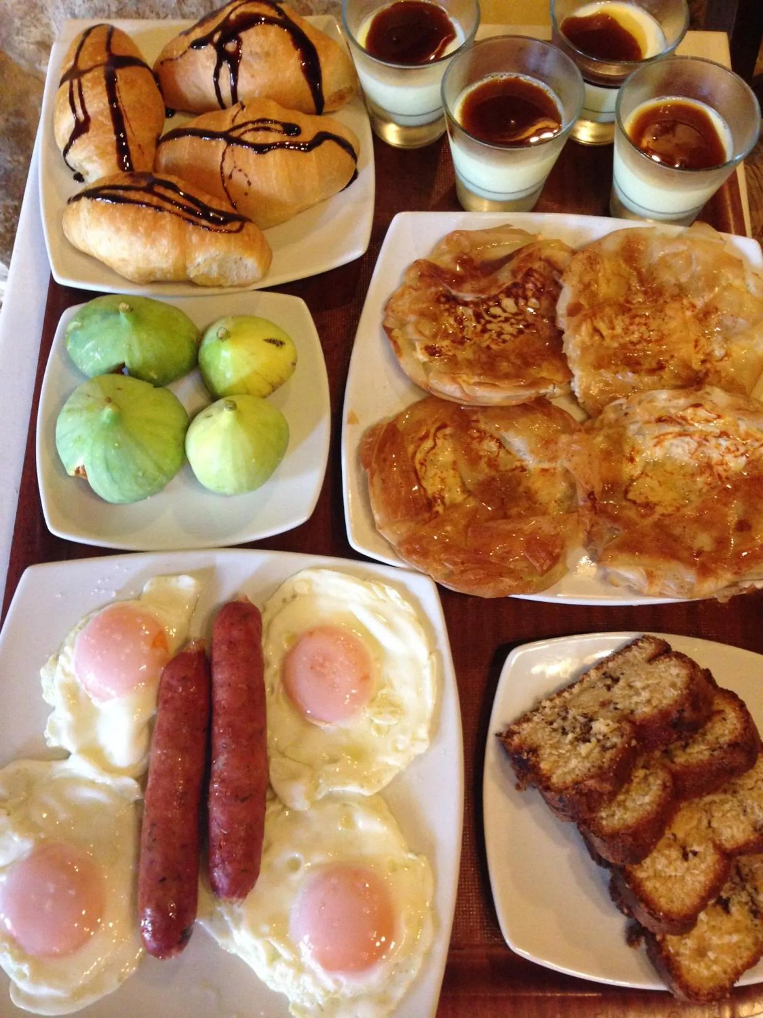 Breakfast in Samonas Traditional Villas