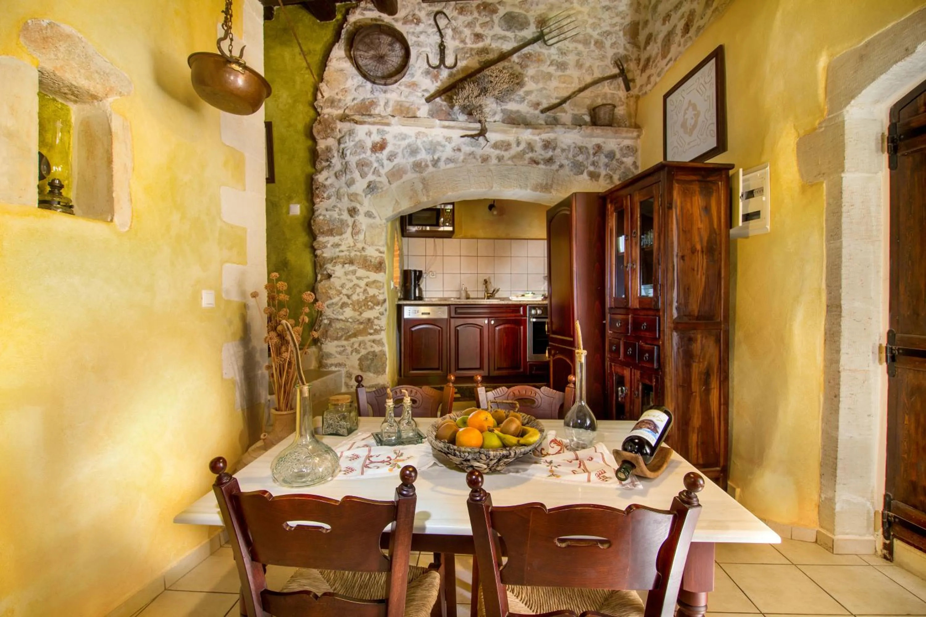 Dining area in Samonas Traditional Villas