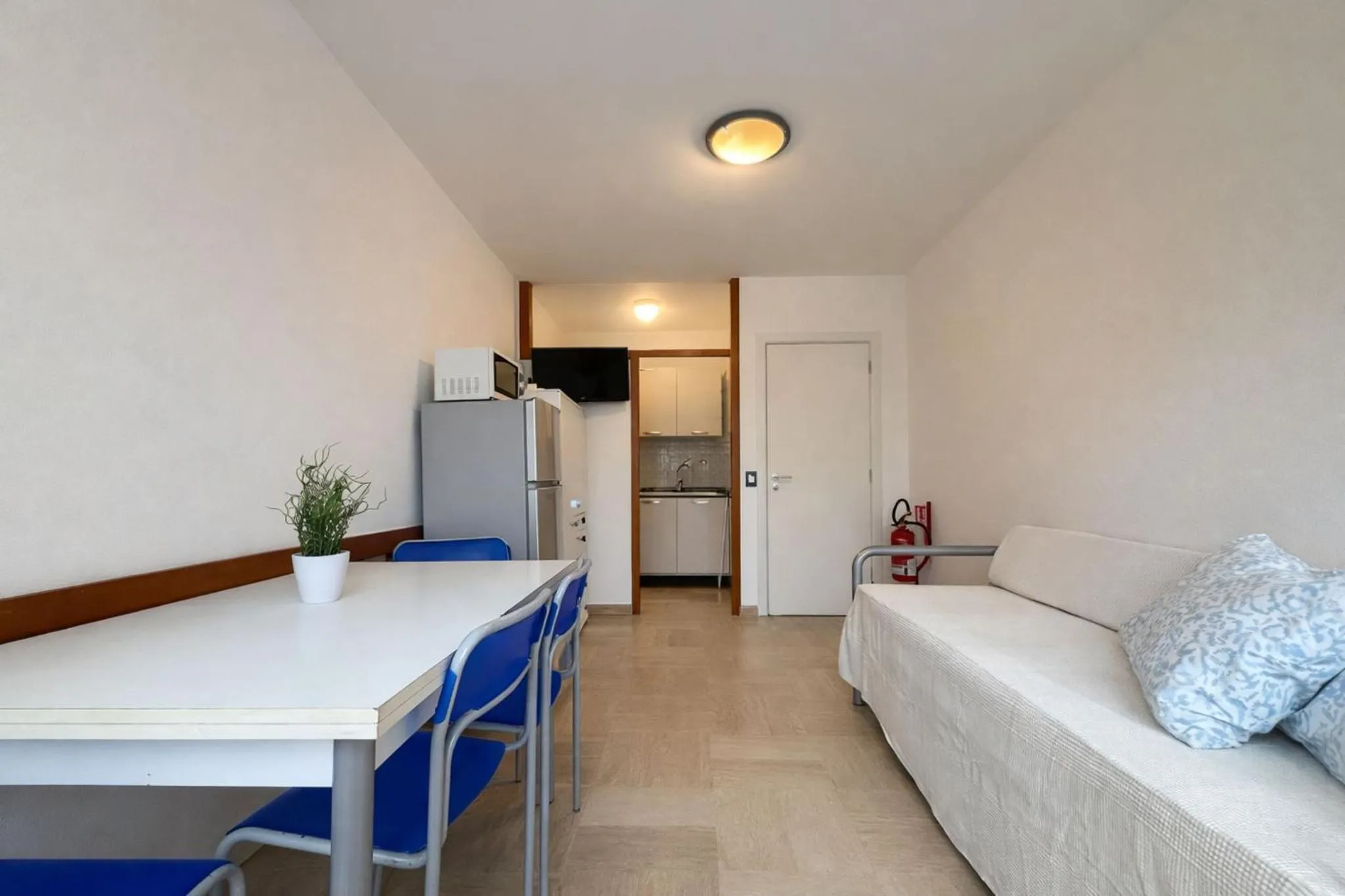 Cozy flat near the city and the beach