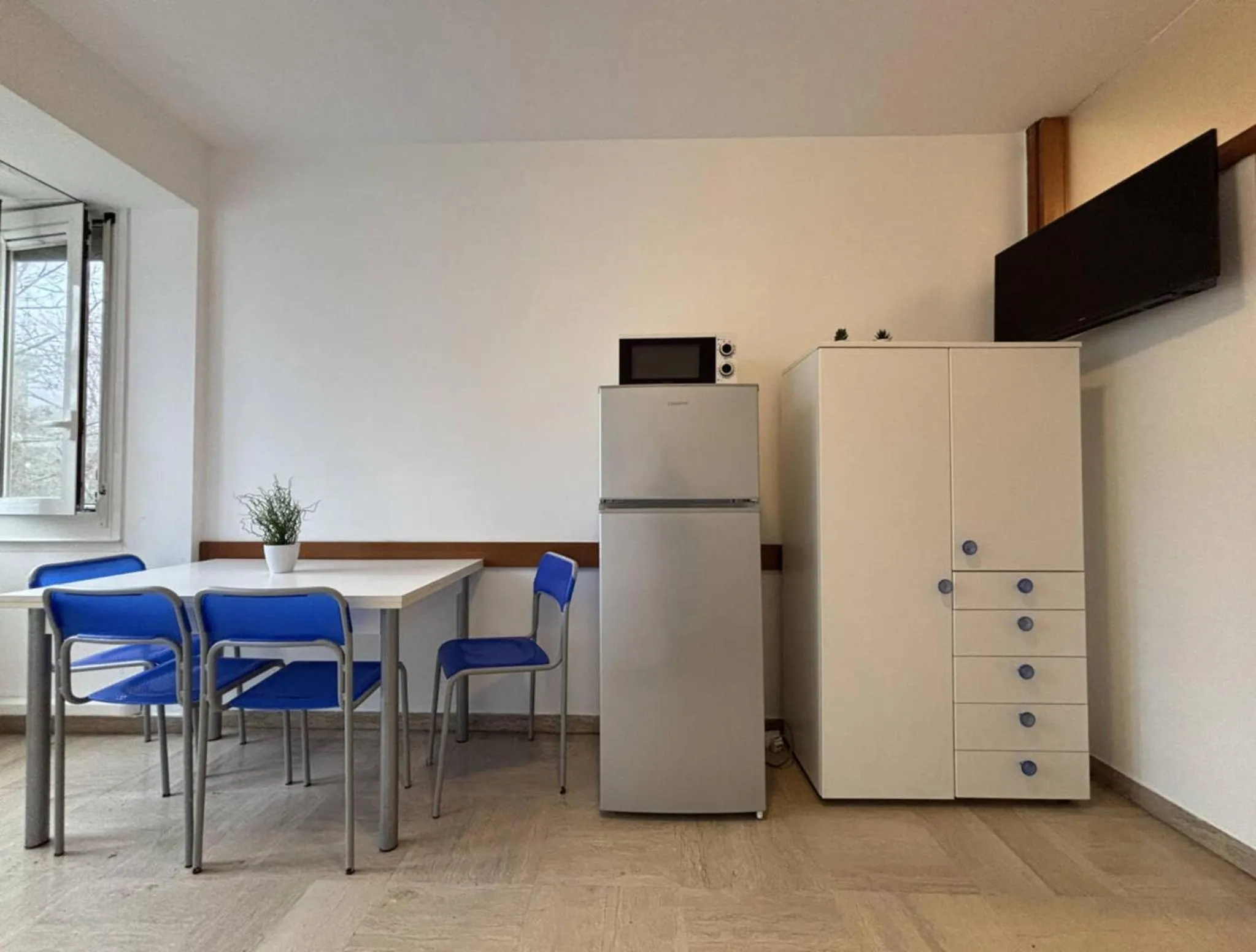 Cozy flat near the city and the beach