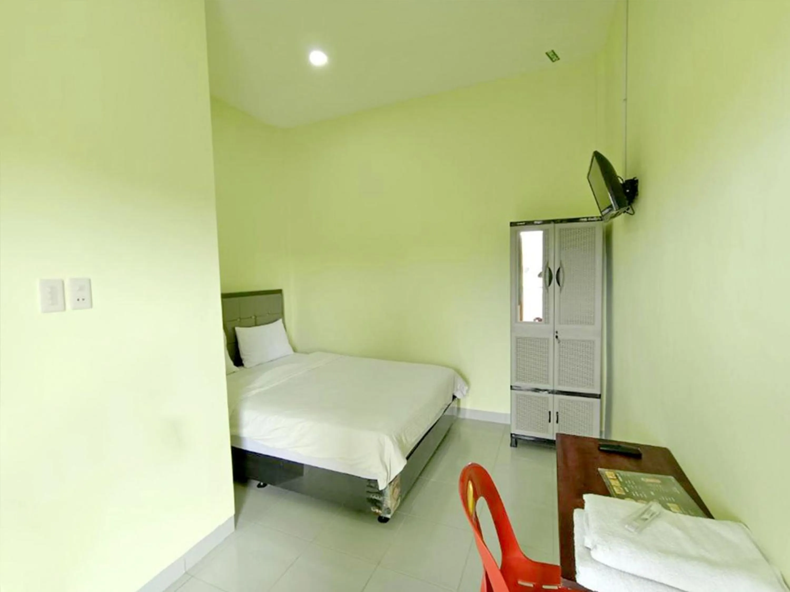 Bed in Pudan Residence Balige By Helocus