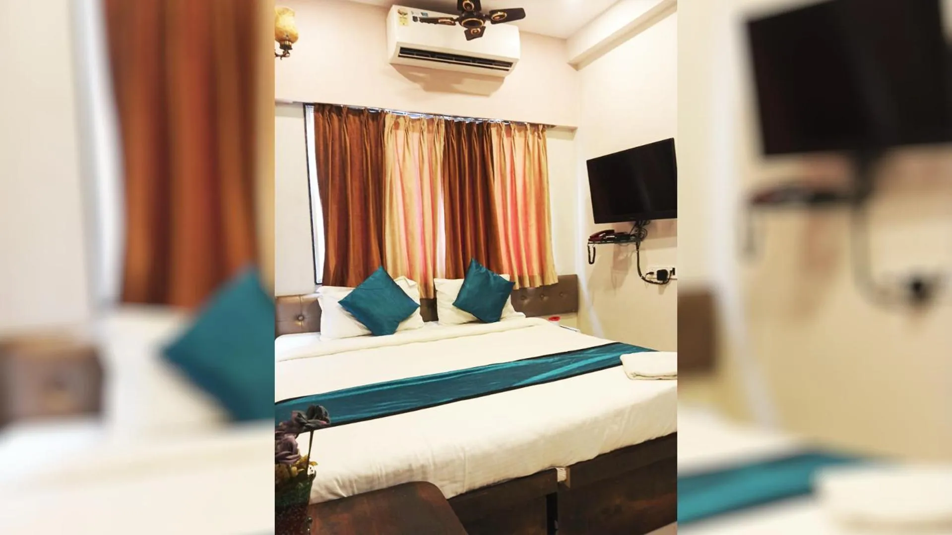 room service, Bed in The Byke Business Hotel - Signature Planet Vijay Nagar