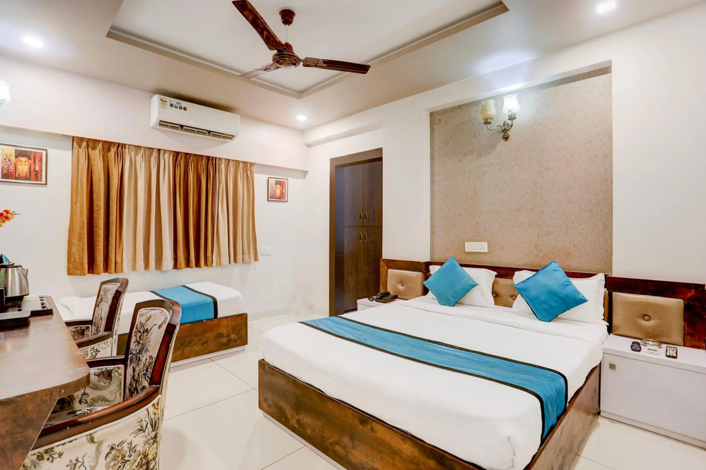room service, Bed in The Byke Business Hotel - Signature Planet Vijay Nagar