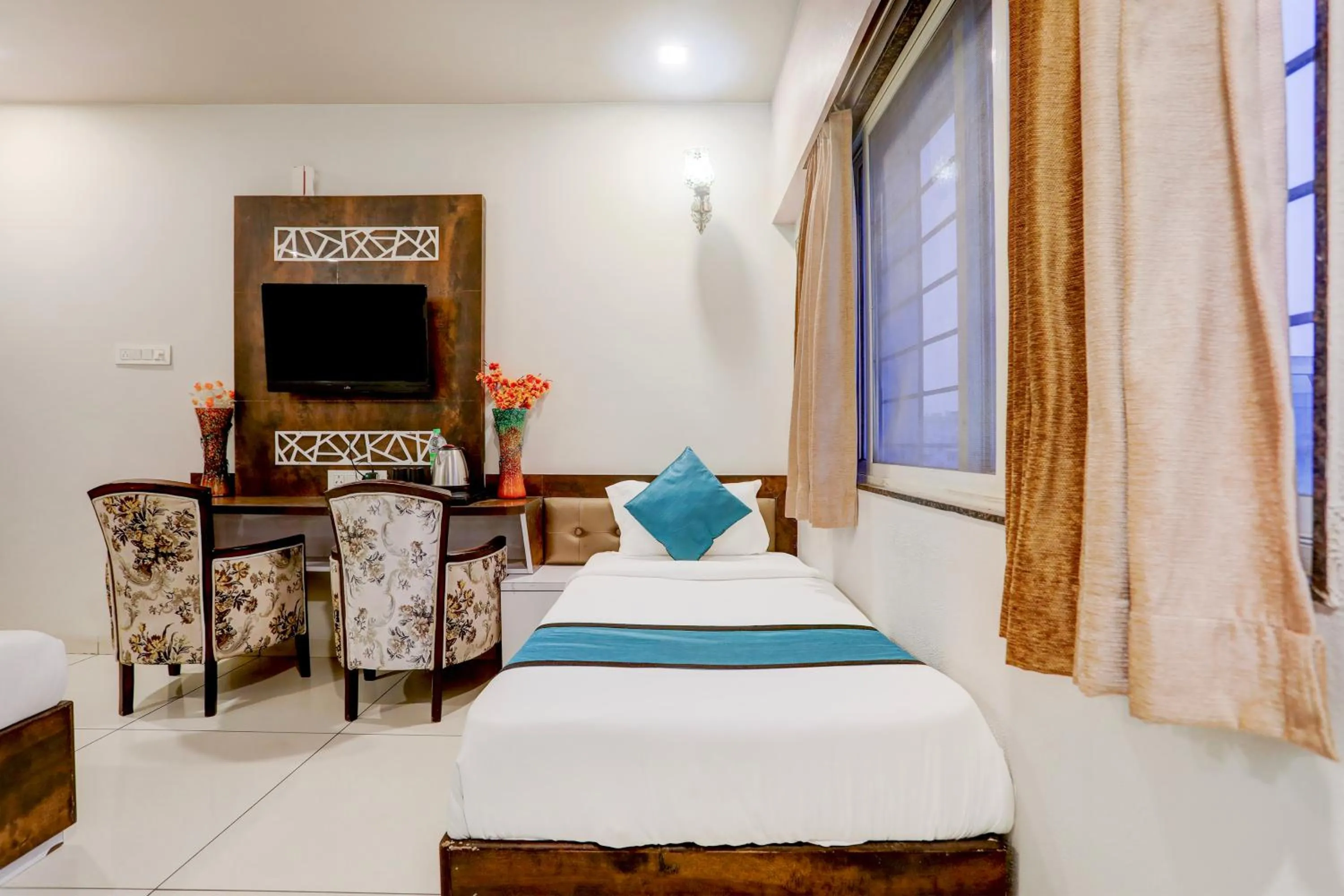 Bedroom, Bed in The Byke Business Hotel - Signature Planet Vijay Nagar