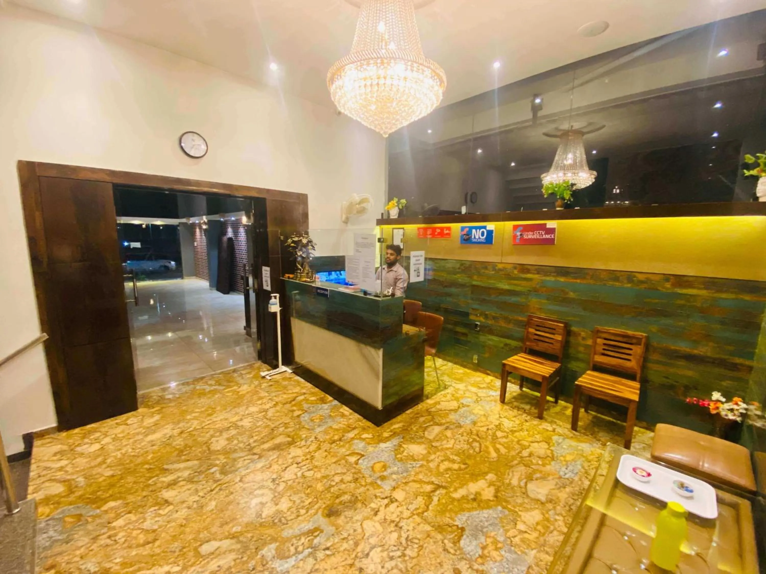 Lobby or reception in The Byke Business Hotel - Signature Planet Vijay Nagar